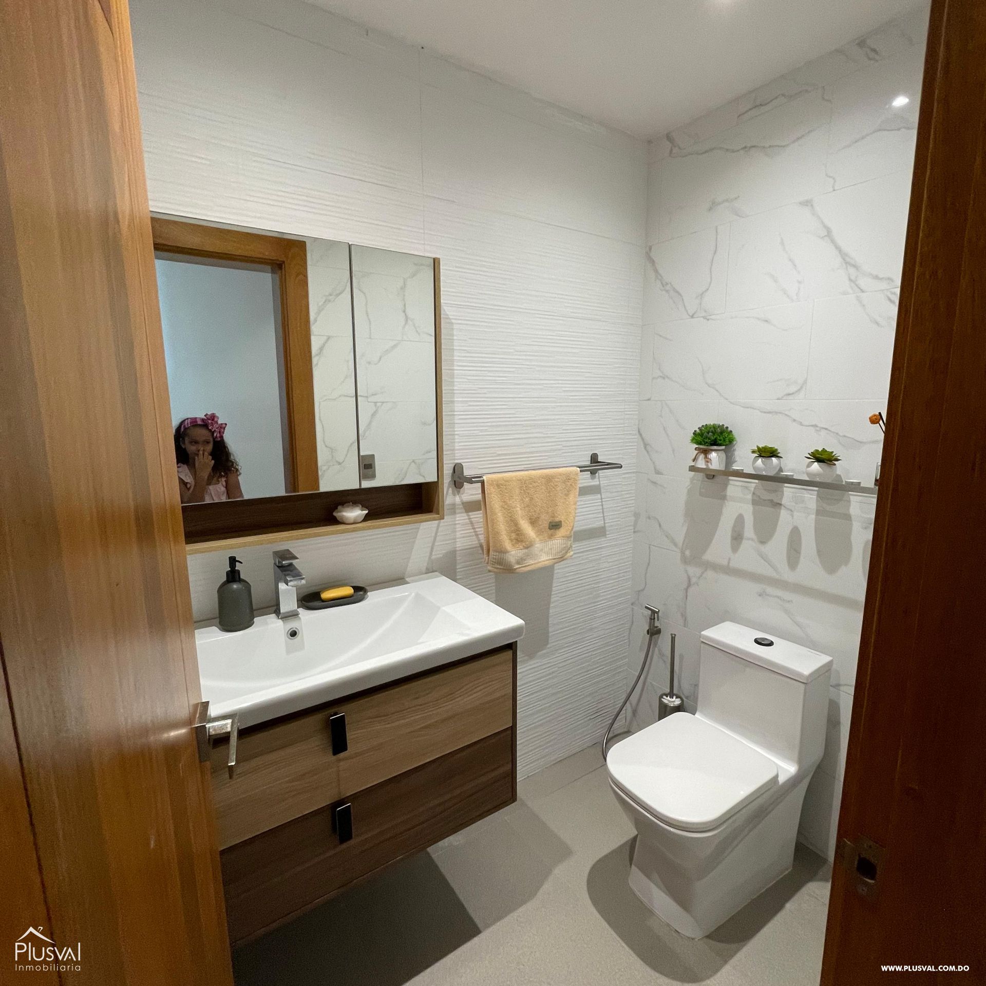 Apartamento de Lujo en segundo nivel, La Vega. 398831