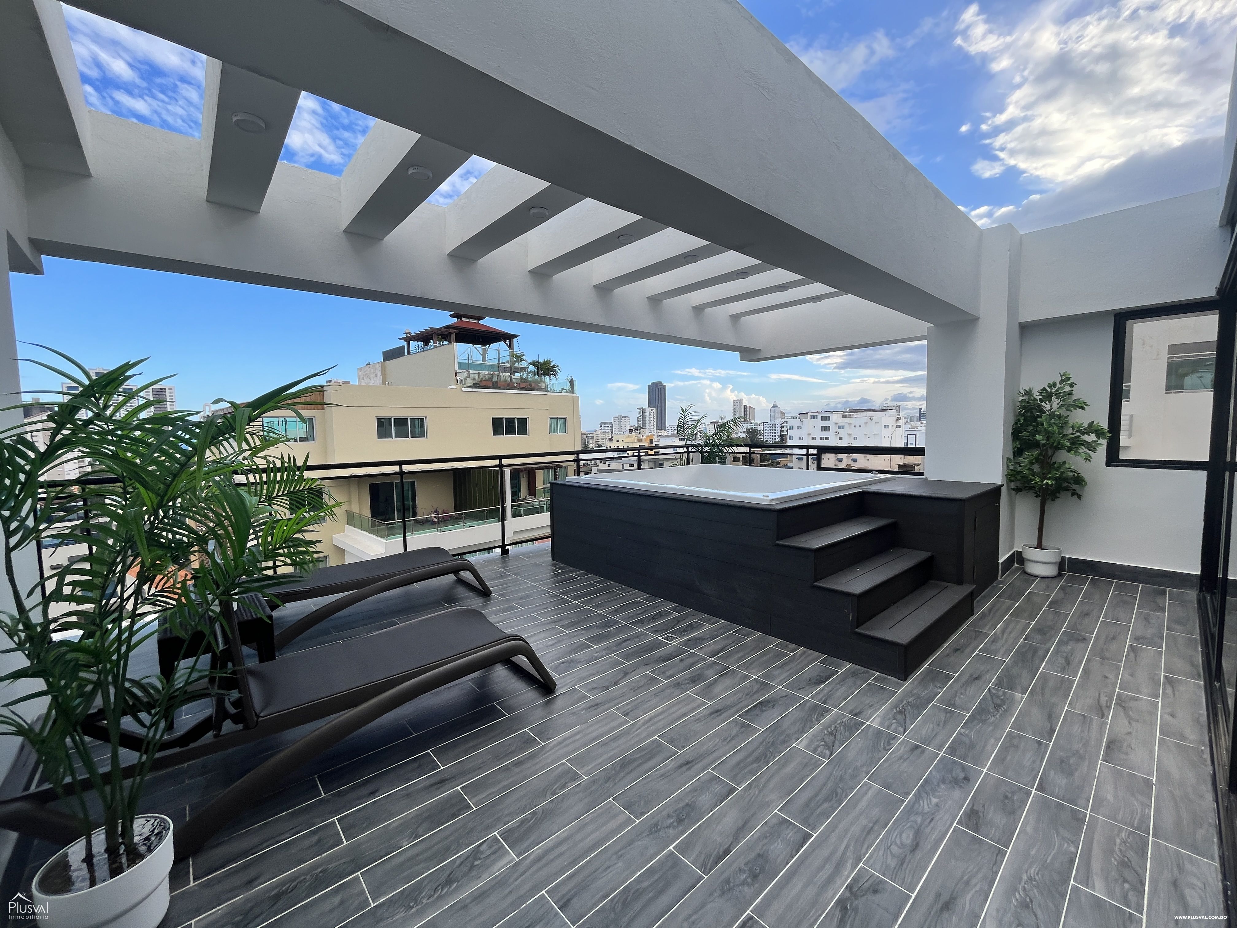 Apartamento Familiar en Venta en Renacimiento – 3 Habitaciones | 170 m² | Zona Tranquila y Céntrica 438009