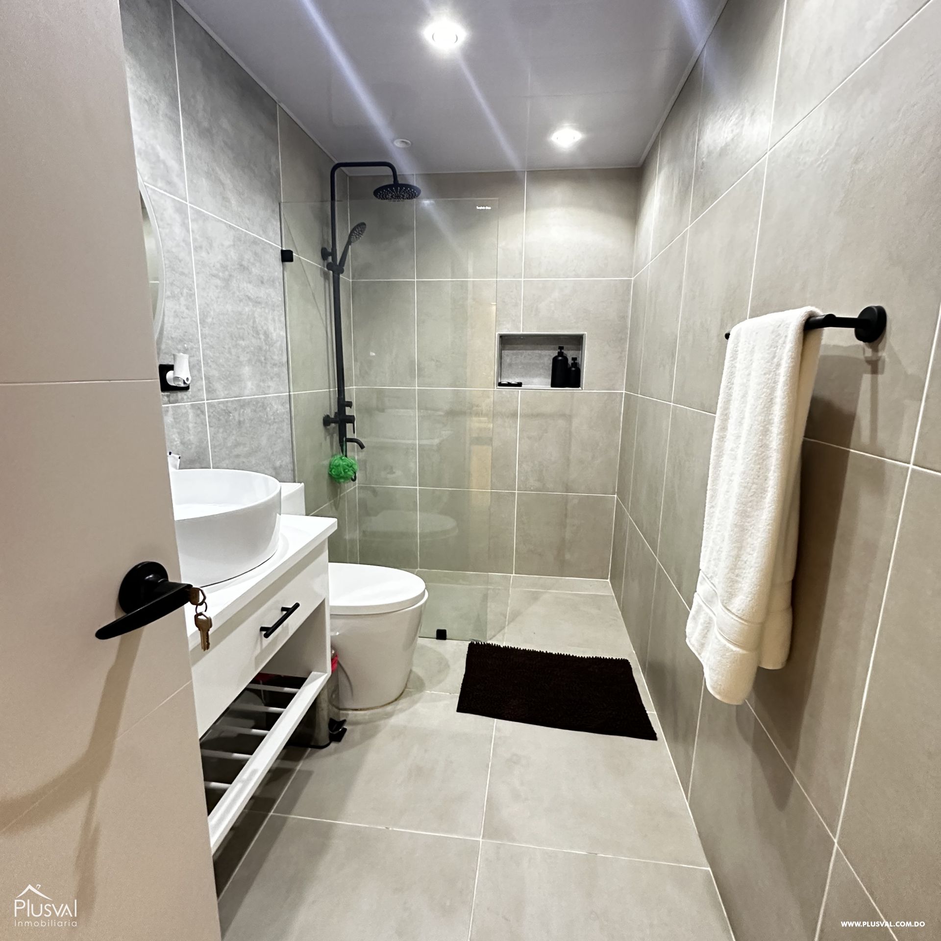 Venta de apartamento en primera línea de playa en Juan Dolio 362251