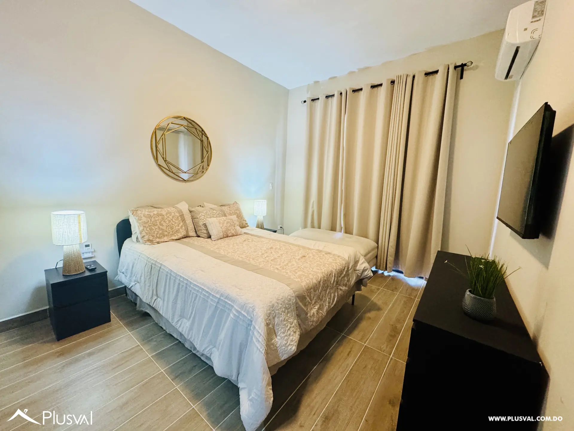 Céntrico apartamento amueblado cerca de la Av. Churchill 502967