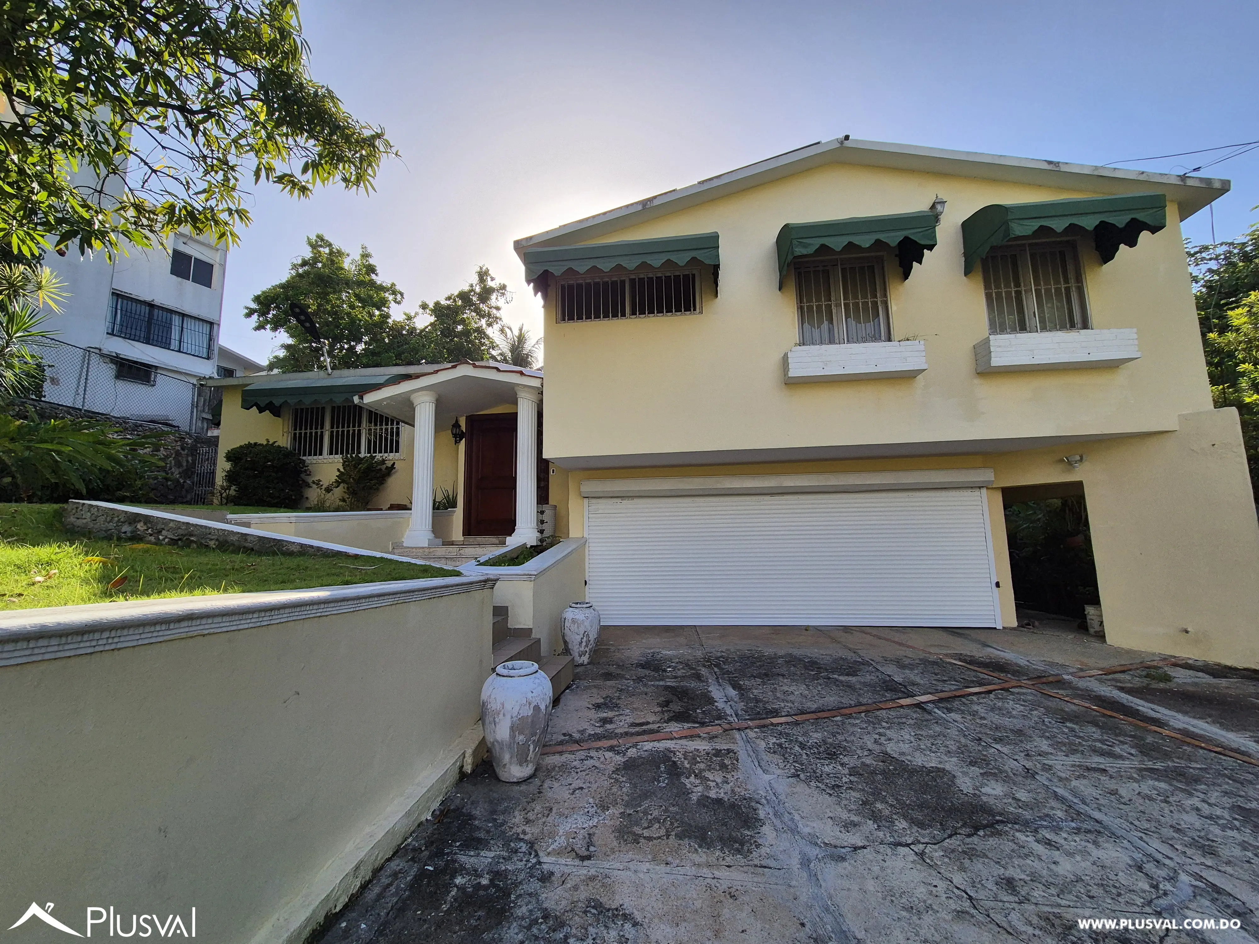 Amplia y hermosa casa en venta en Arroyo Hondo 2 456830