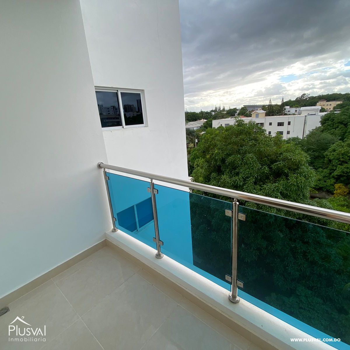 Amplio y cómodo apartamento en una zona atractiva y cercana a los puntos mas importantes de la ciudad, Reparto Imperial 316124