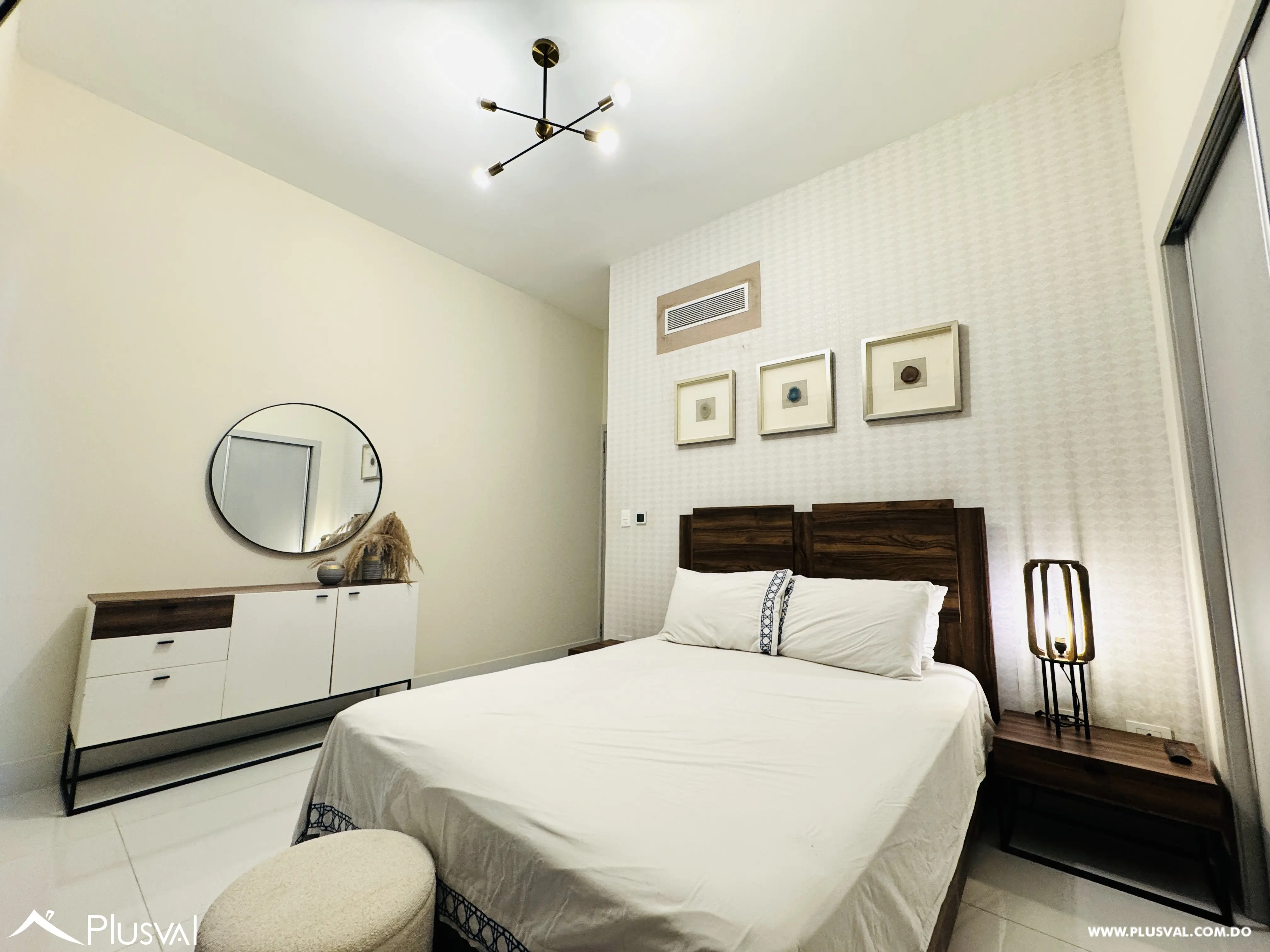 Moderno apartamento en venta amueblado  en exclusiva torre de  Piantini 462680