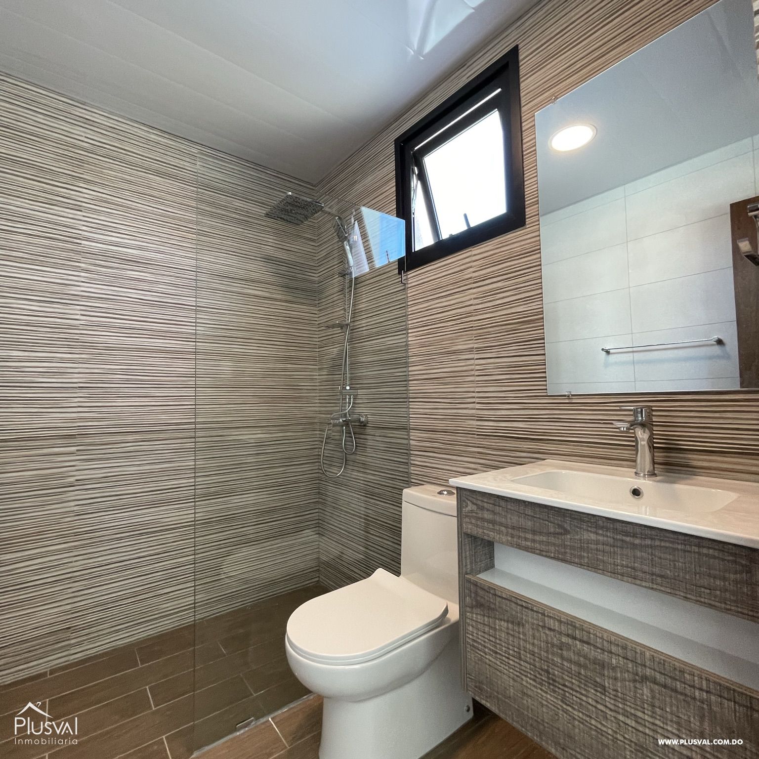 Novedoso y Moderno apartamento en Llanos de Gurabo 296774