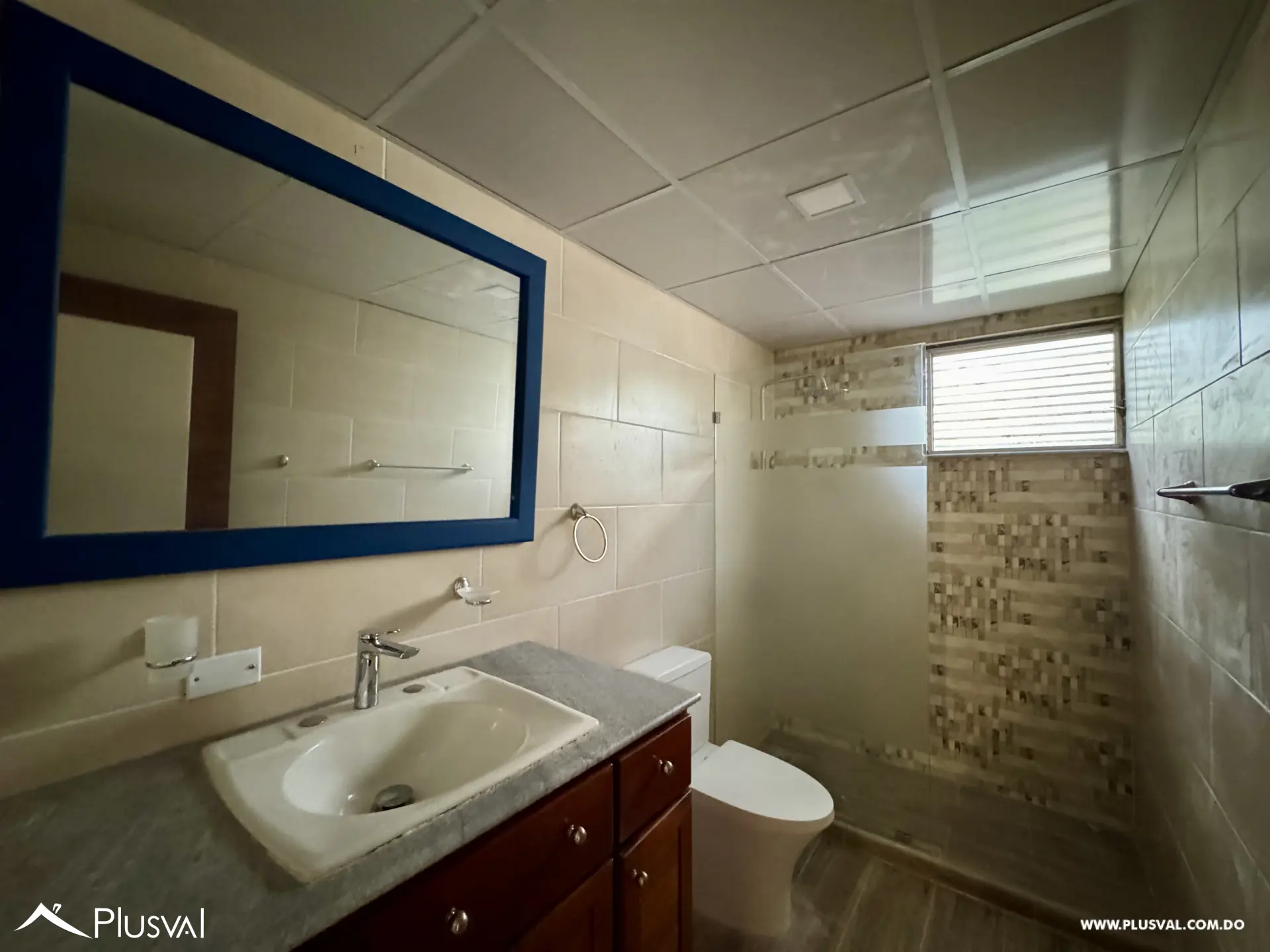 Apartamento en alquiler en Bella Vista con terraza y patio privado – 3 habitaciones y 173 m² 514389