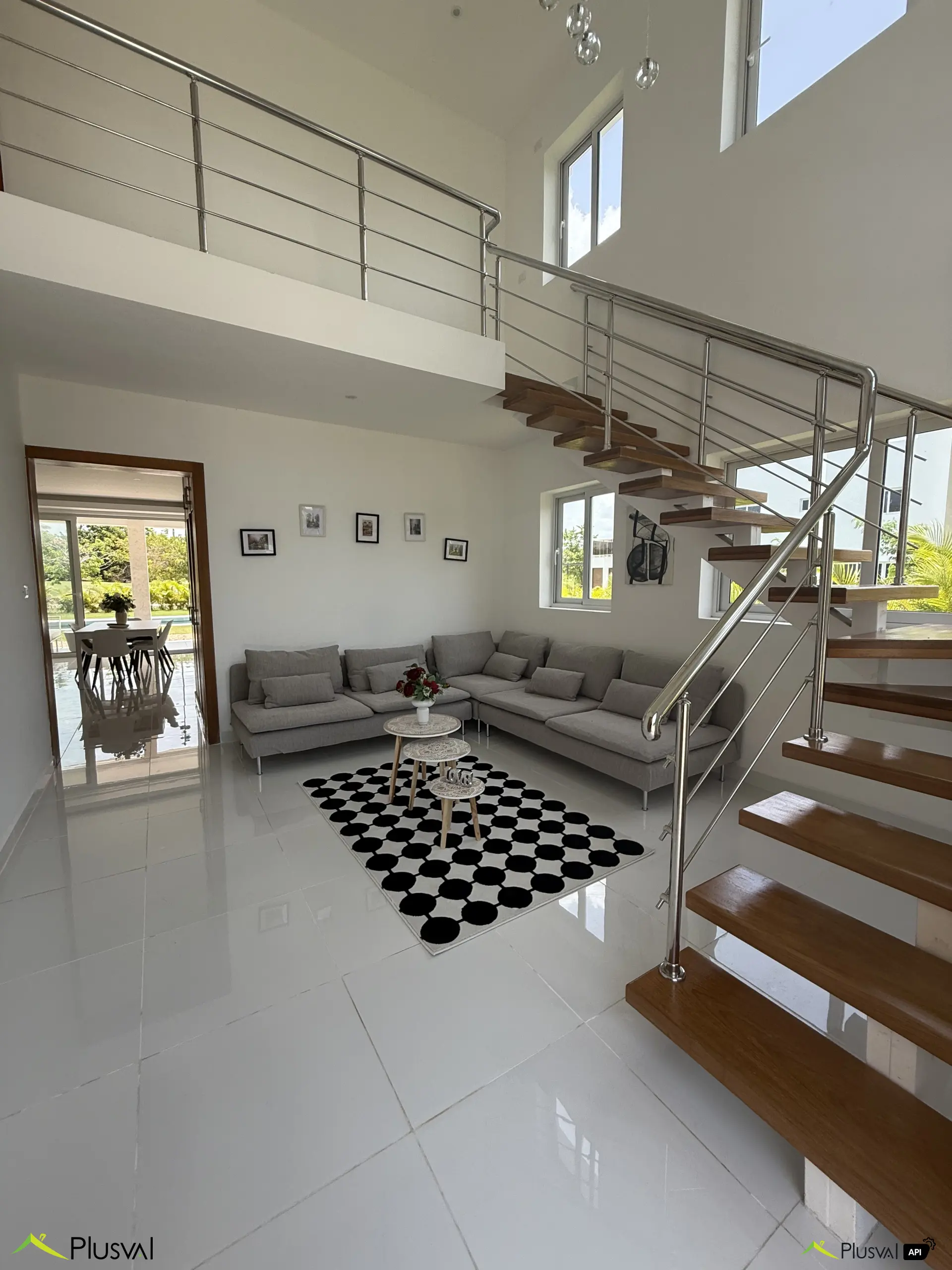 Exclusiva villa con vista al golf y piscina privada en PLAYA NUEVA ROMANA 447152