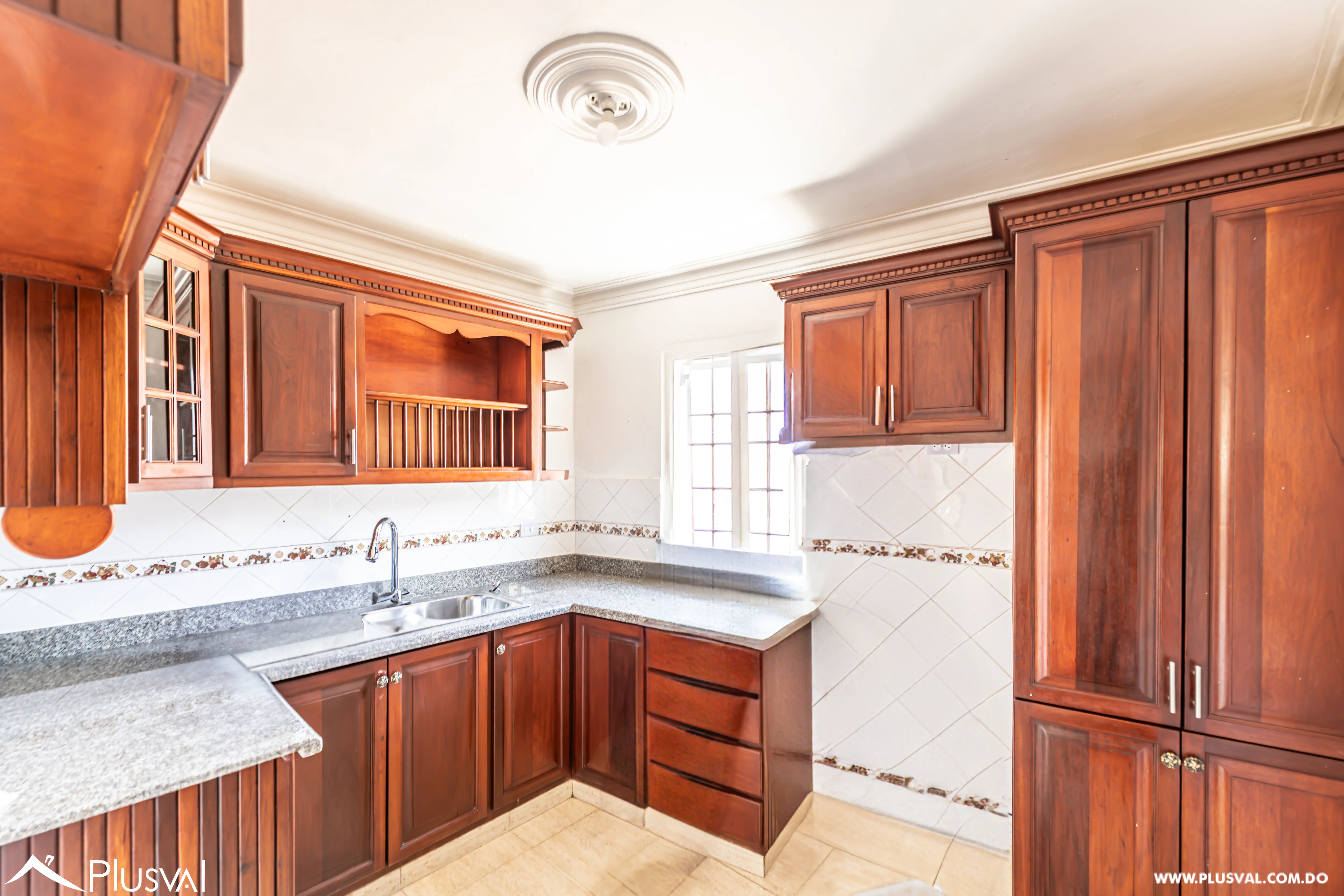 Amplio Apartamento en Venta de 160 m² con 2 Parqueos en Renacimiento 499271