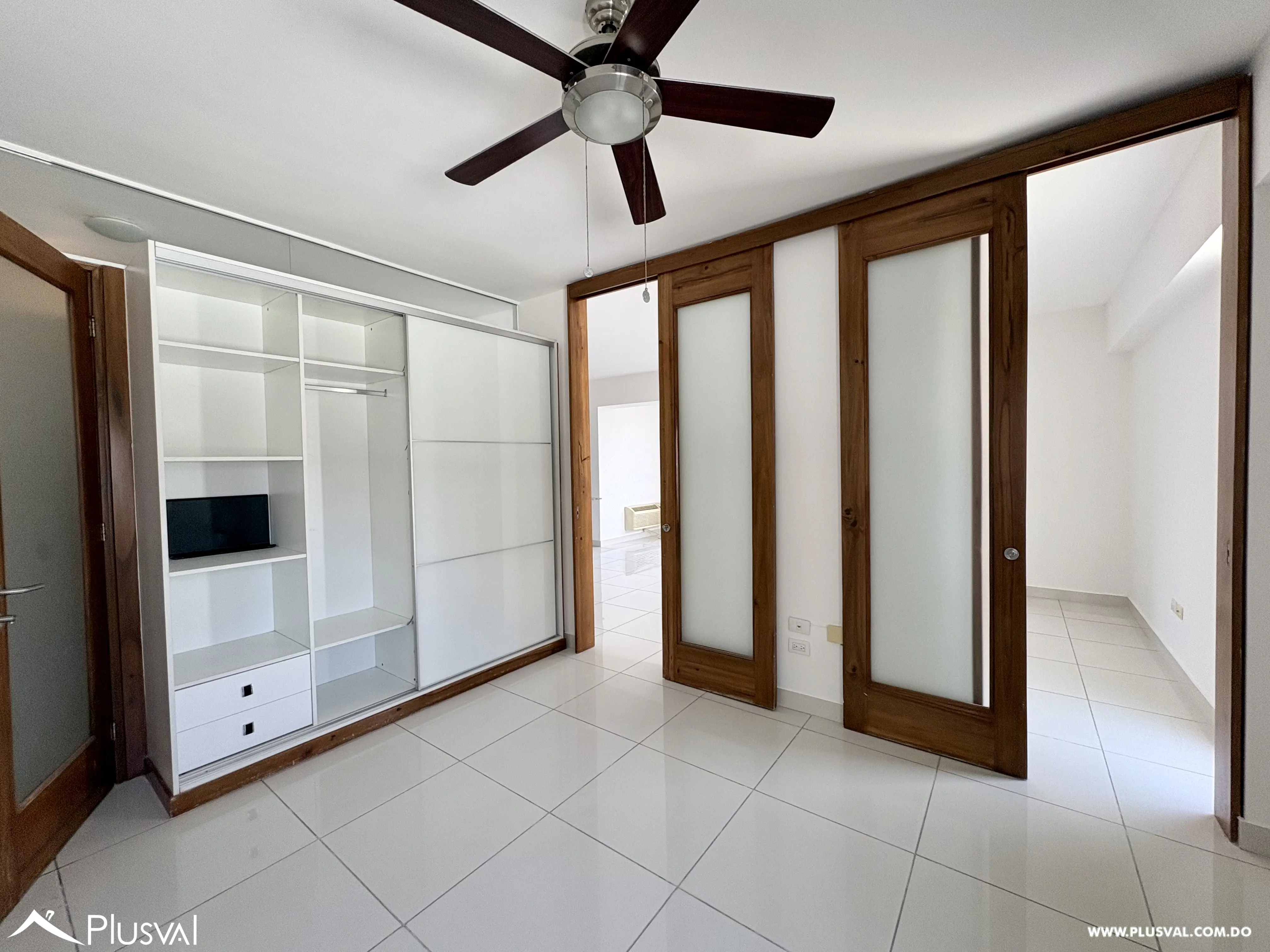 Hermoso apartamento en venta en Evaristo Morales 465257