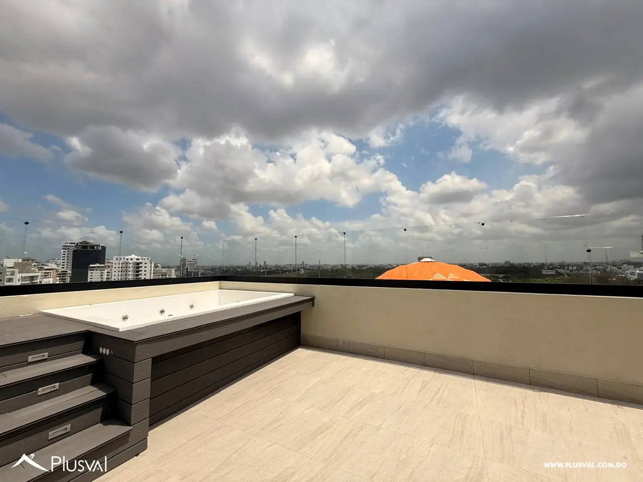 Hermoso apartamento con terraza en alquiler en el Naco 457508