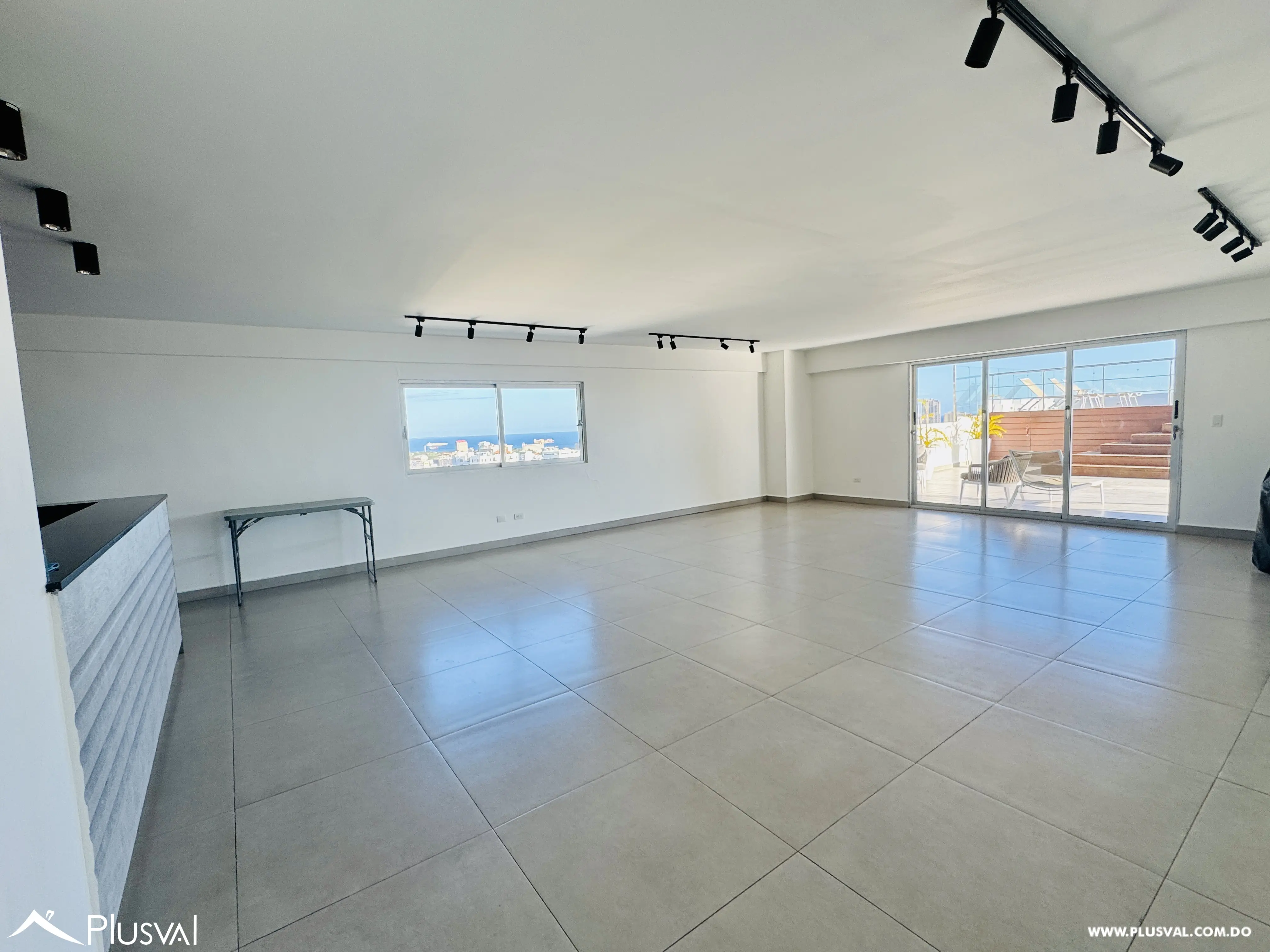 Amplio apartamento ubicado en La Esperilla con hermosa vista al mar 488119