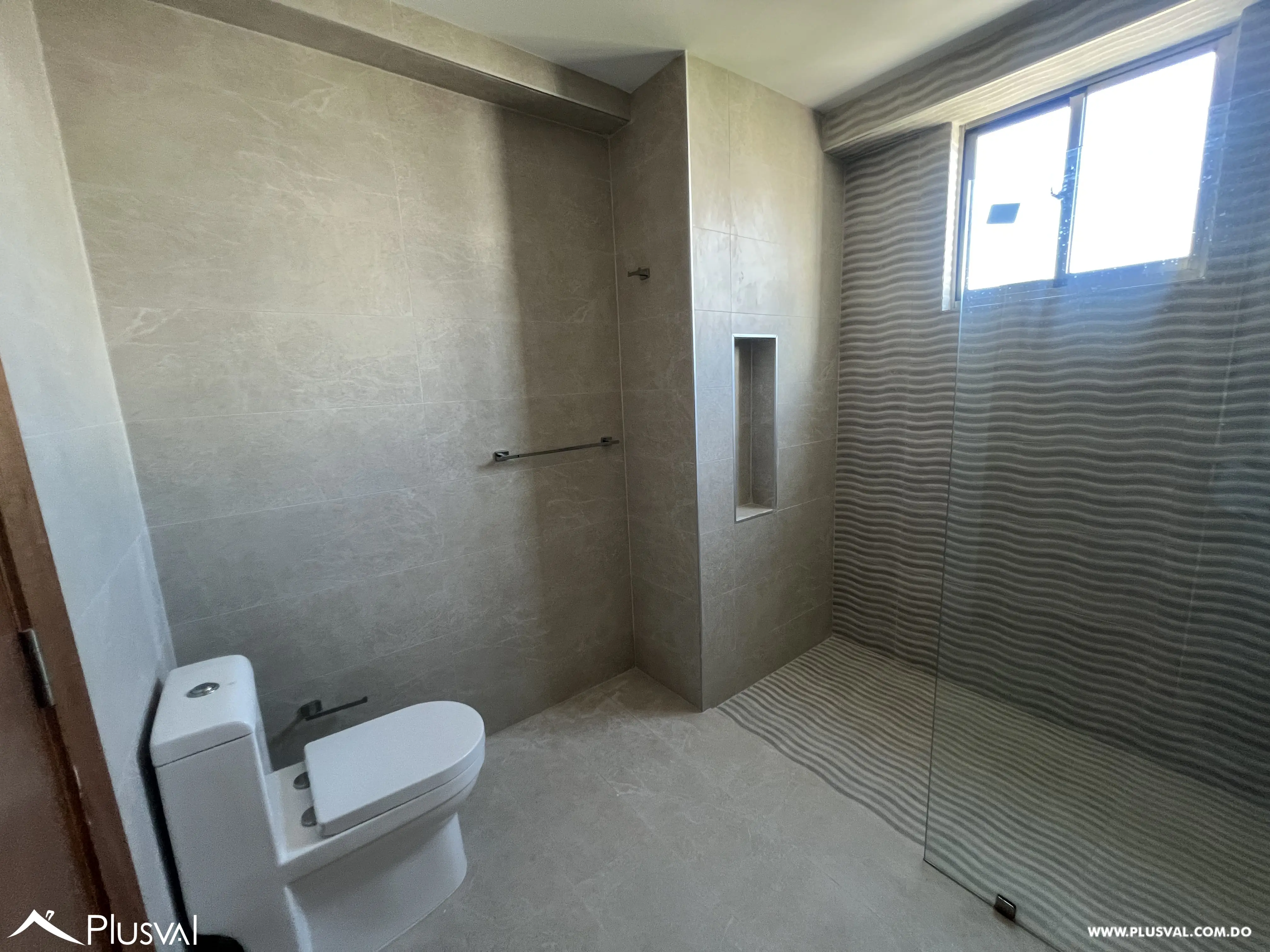 Exclusivo apartamento en alquiler en los Cacicazgos 478039