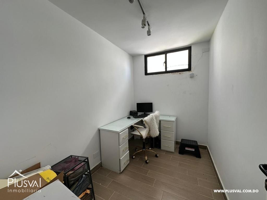 En Piantini , local en 2do piso en alquiler . Solo ofic administrativas 276013