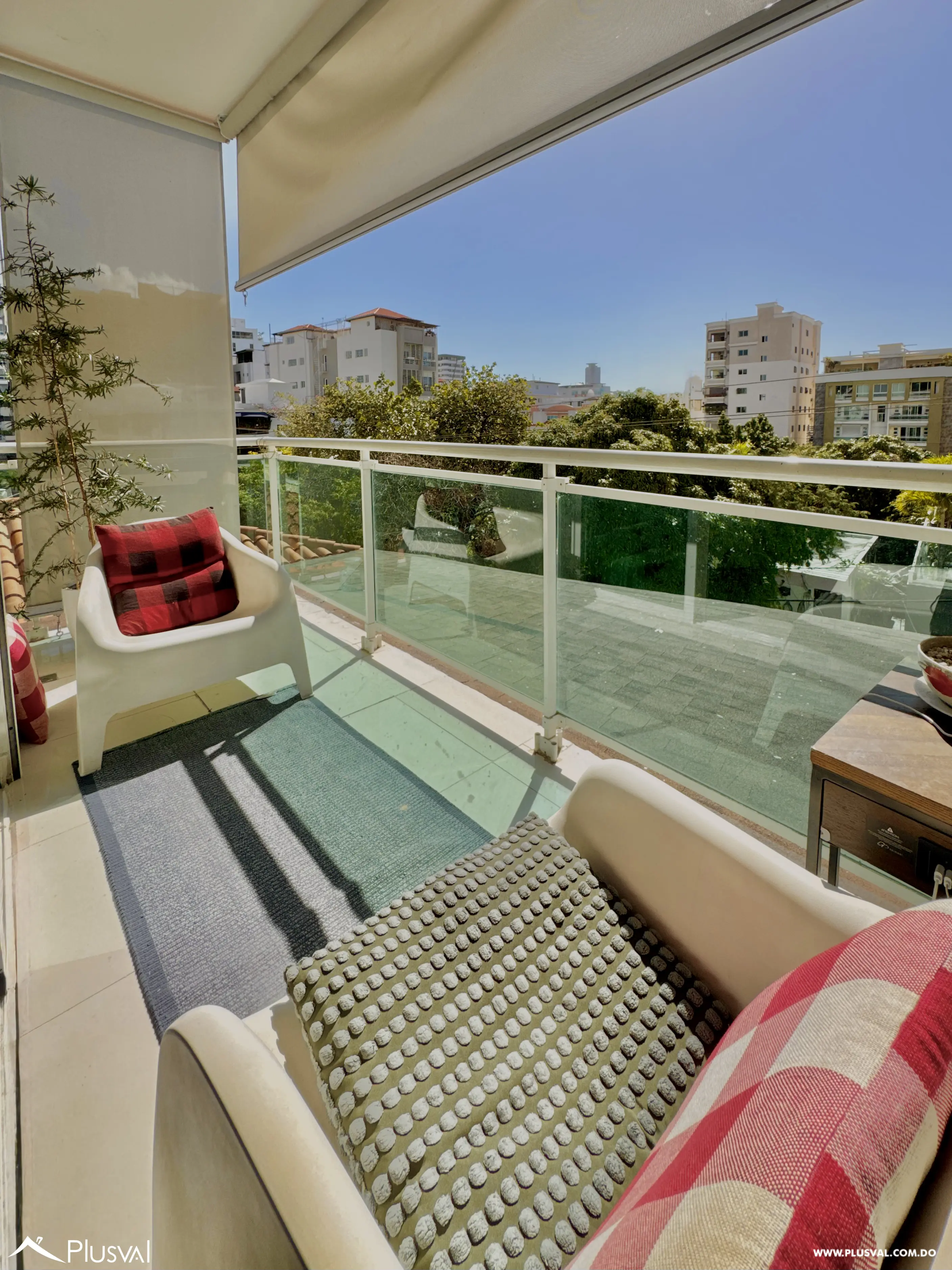 Vendo apartamento de tres habitaciones en Mirador Norte. 489903