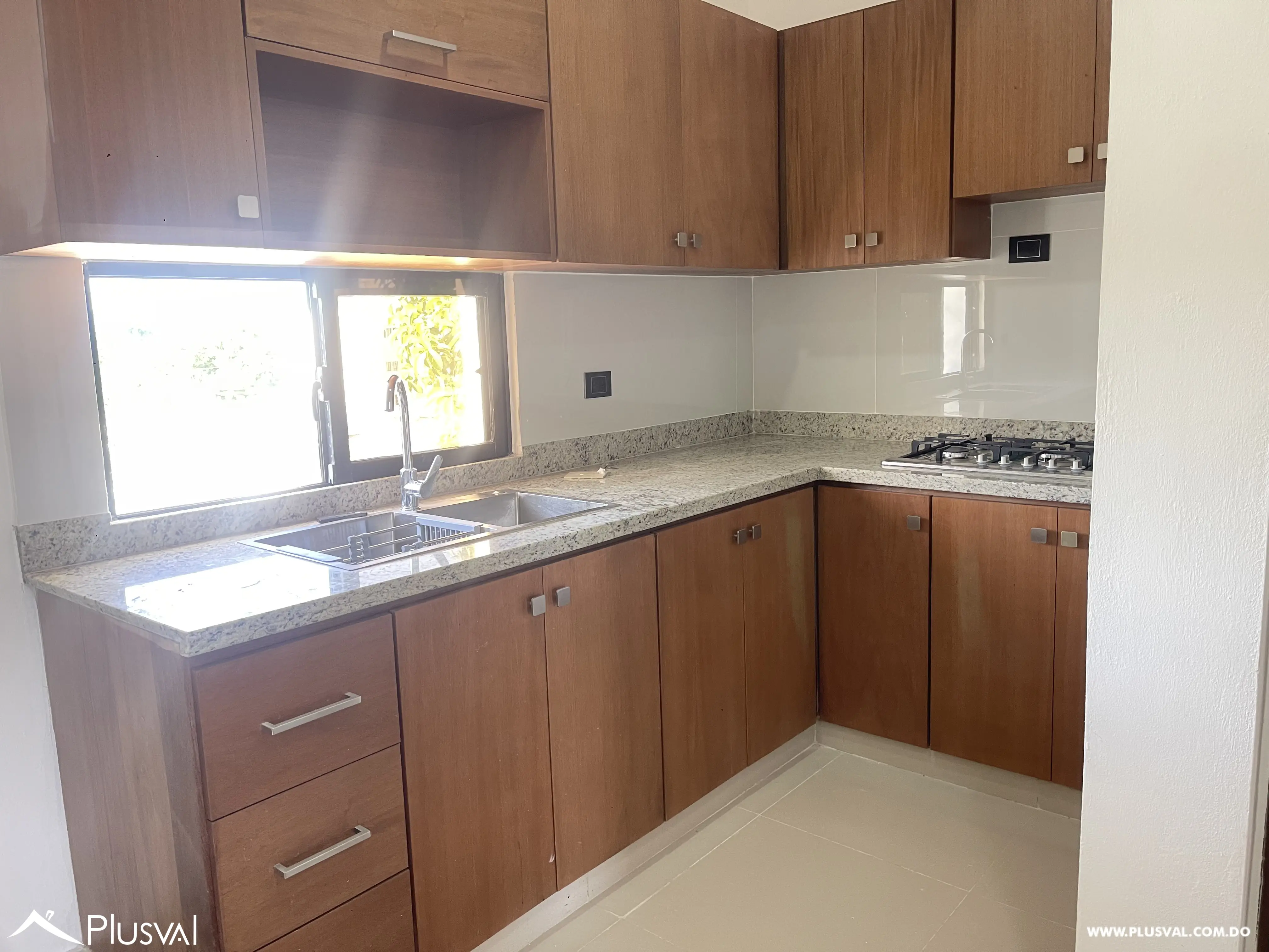Intimo proyecto de apartamentos, en fase de terminación 533212