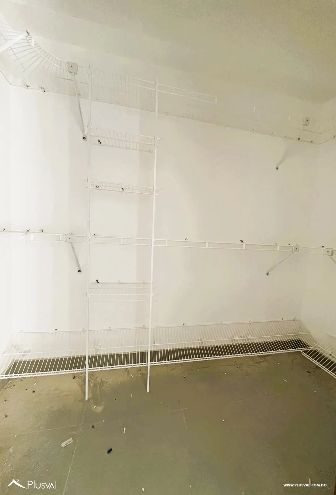 Apartamento de 2 habitaciones con línea blanca en alquiler 526108