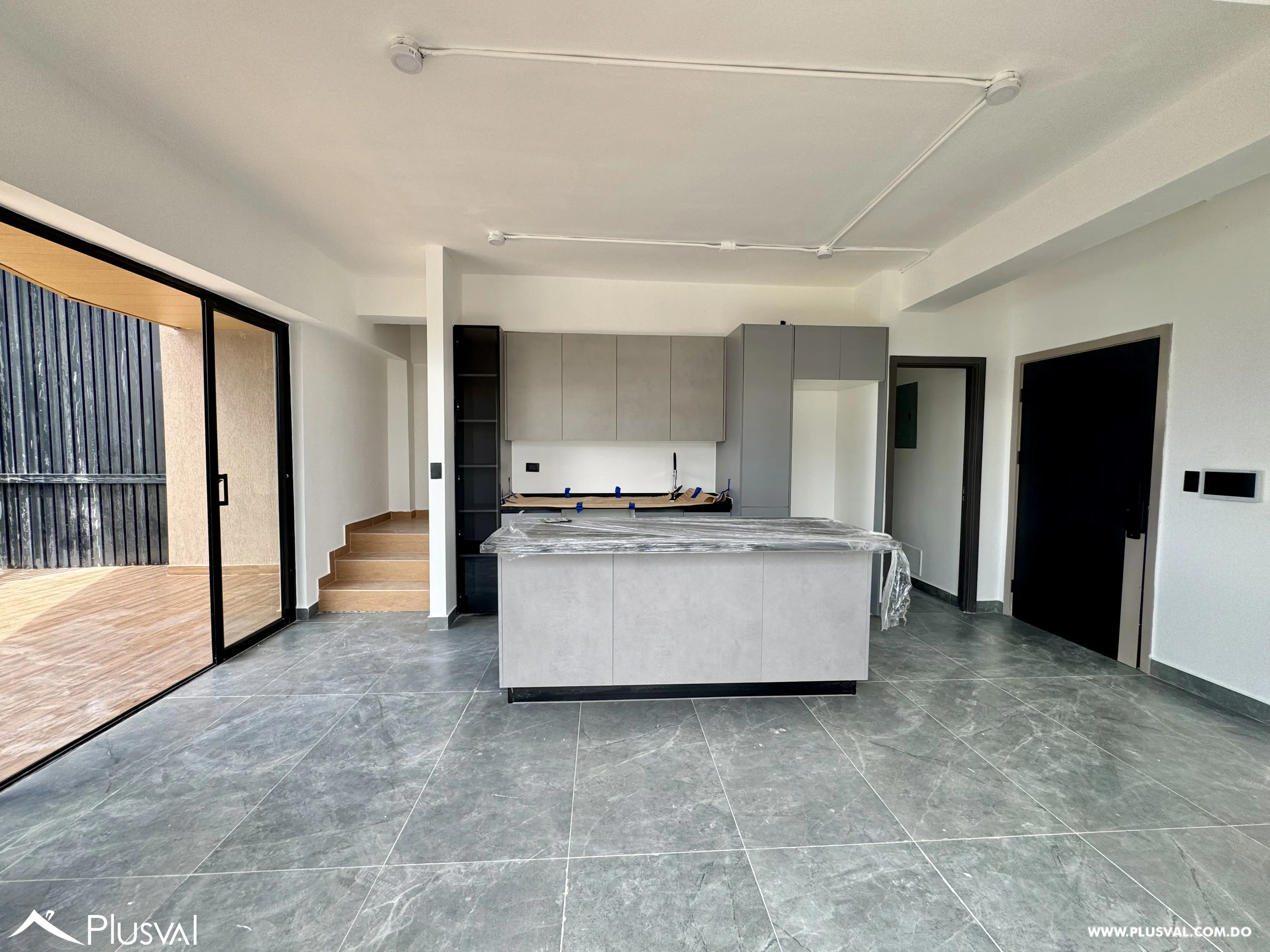 Alquilo Maravilloso Apto. Tipo Loft con excelente Balcon tipo Terraza 501633