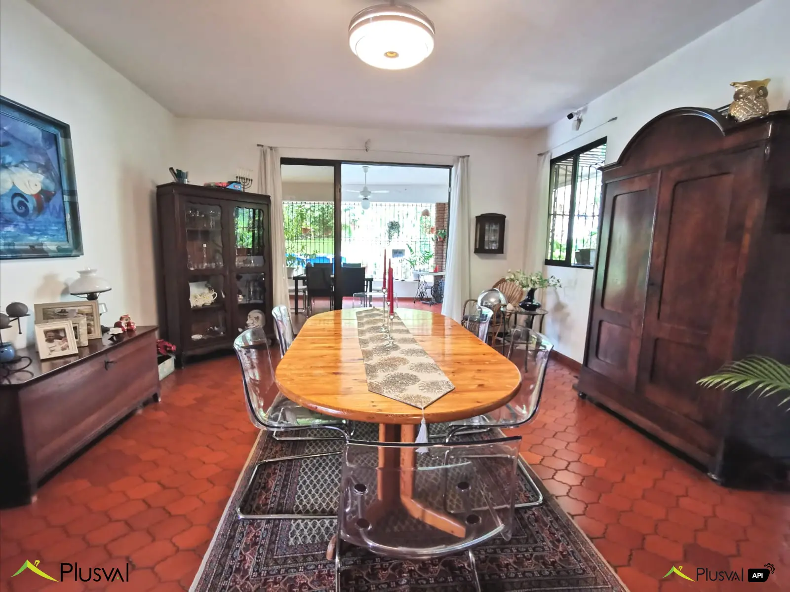 Se vende amplia casa en Altos de Arroyo Hondo II con patio 450311