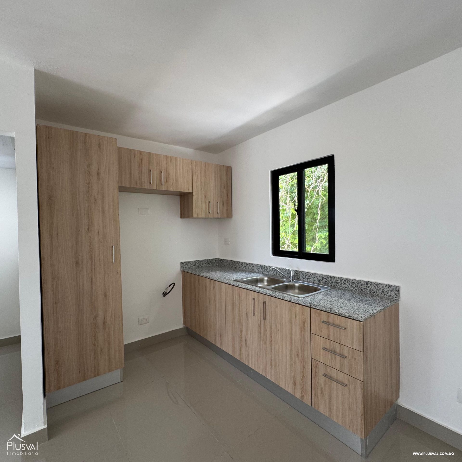 Apartamento en venta de 3 habitaciones en Proyecto Cerrado con Piscina 467068