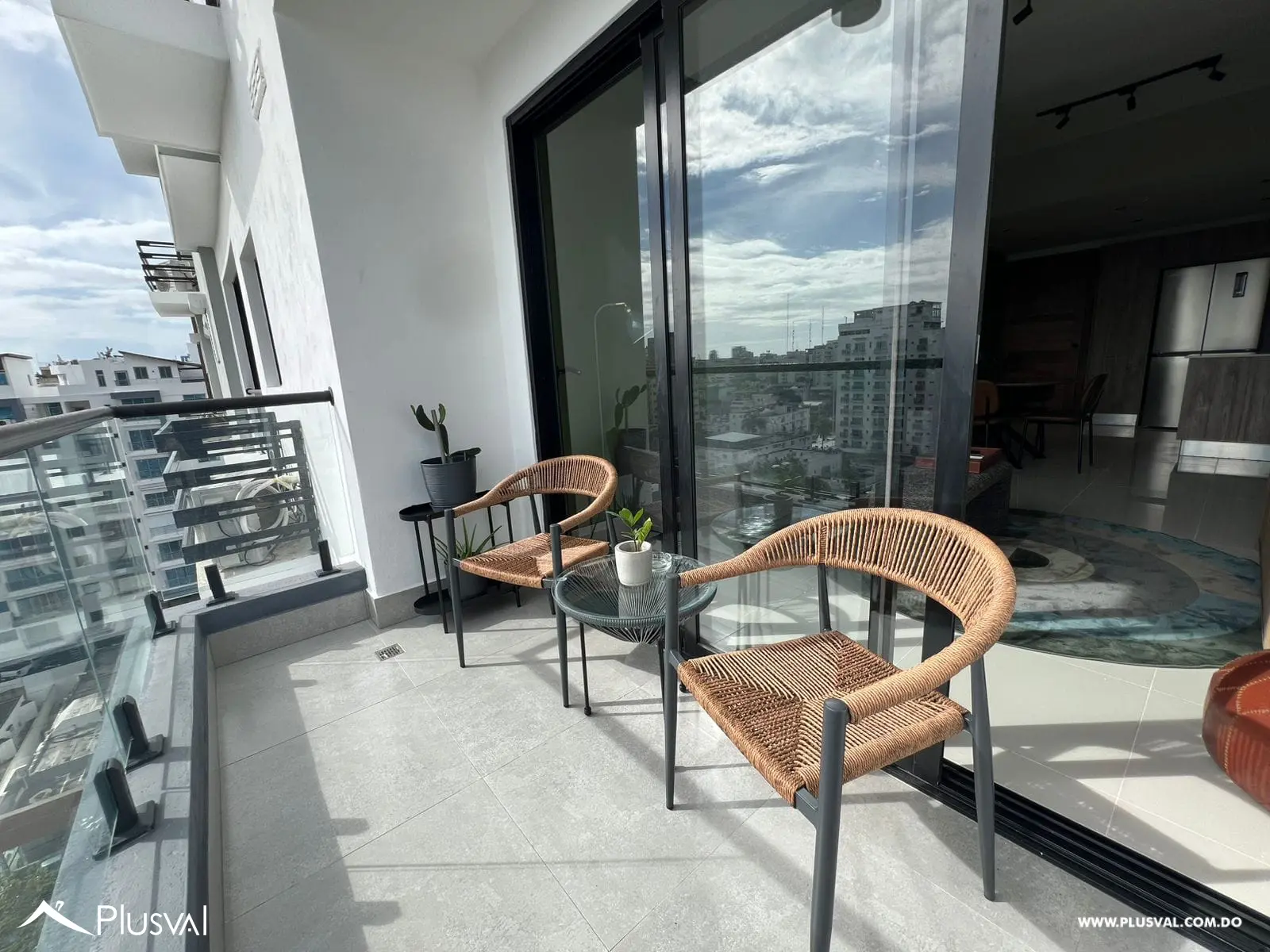 Venta Apartamento Amueblado 2 Hab.en Serralles piso alto 473865