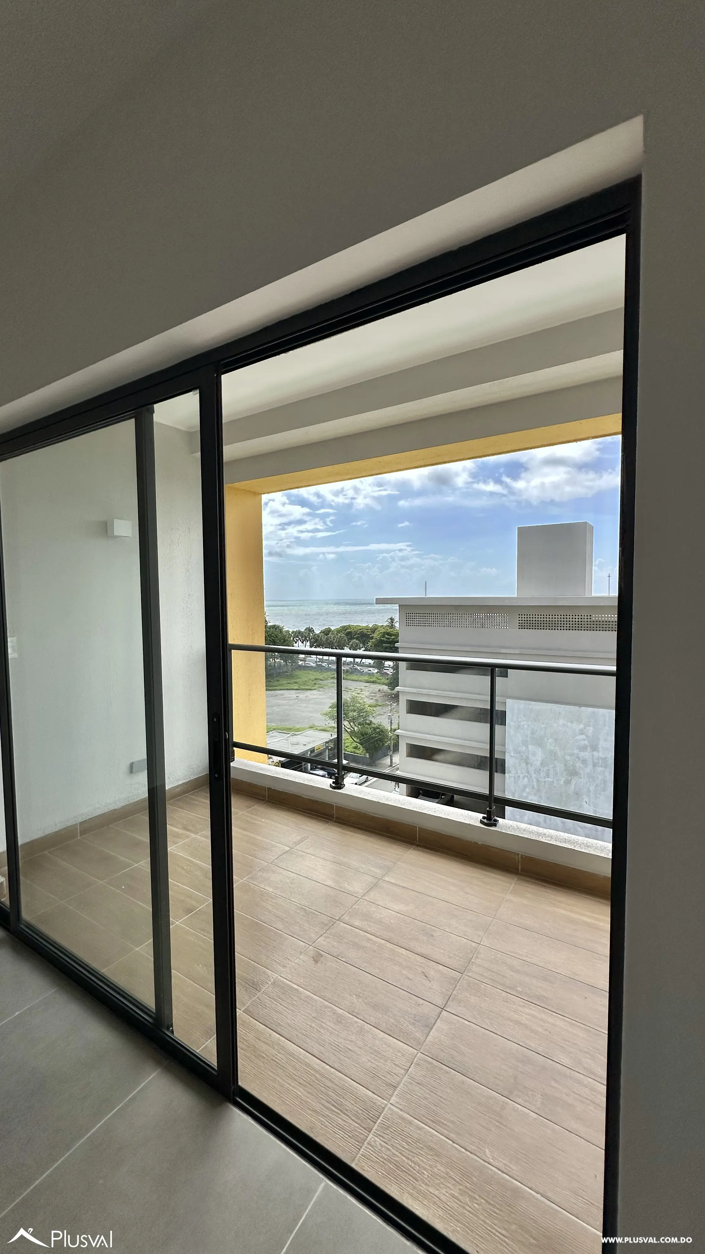 Apartamento en Alquiler en Gazcue – 2 Habitaciones, 2 Parqueos y Línea Blanca Incluida 476700