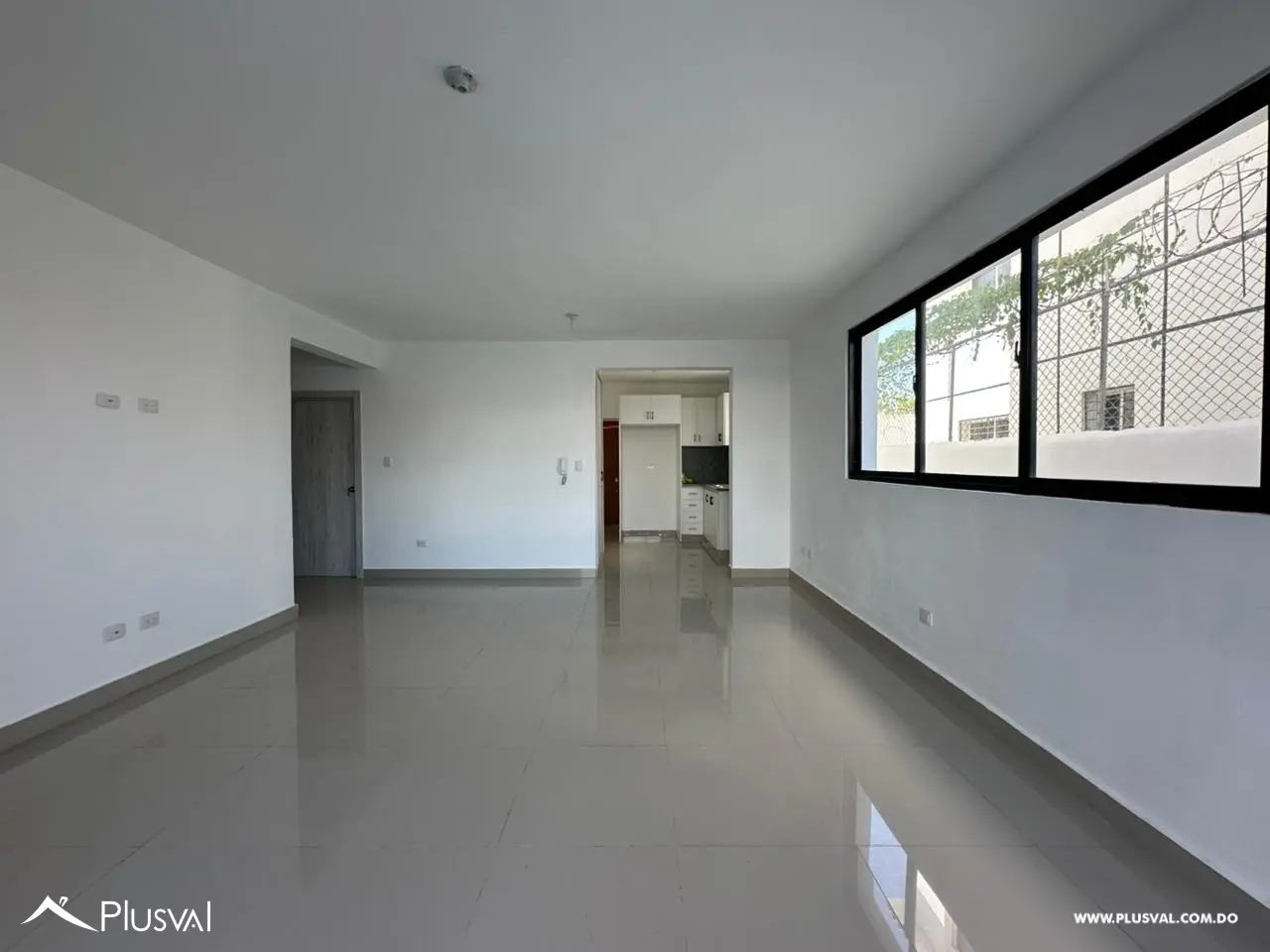 SE VENDE AMPLIO APARTAMENTO EN PRIMER NIVEL 468307