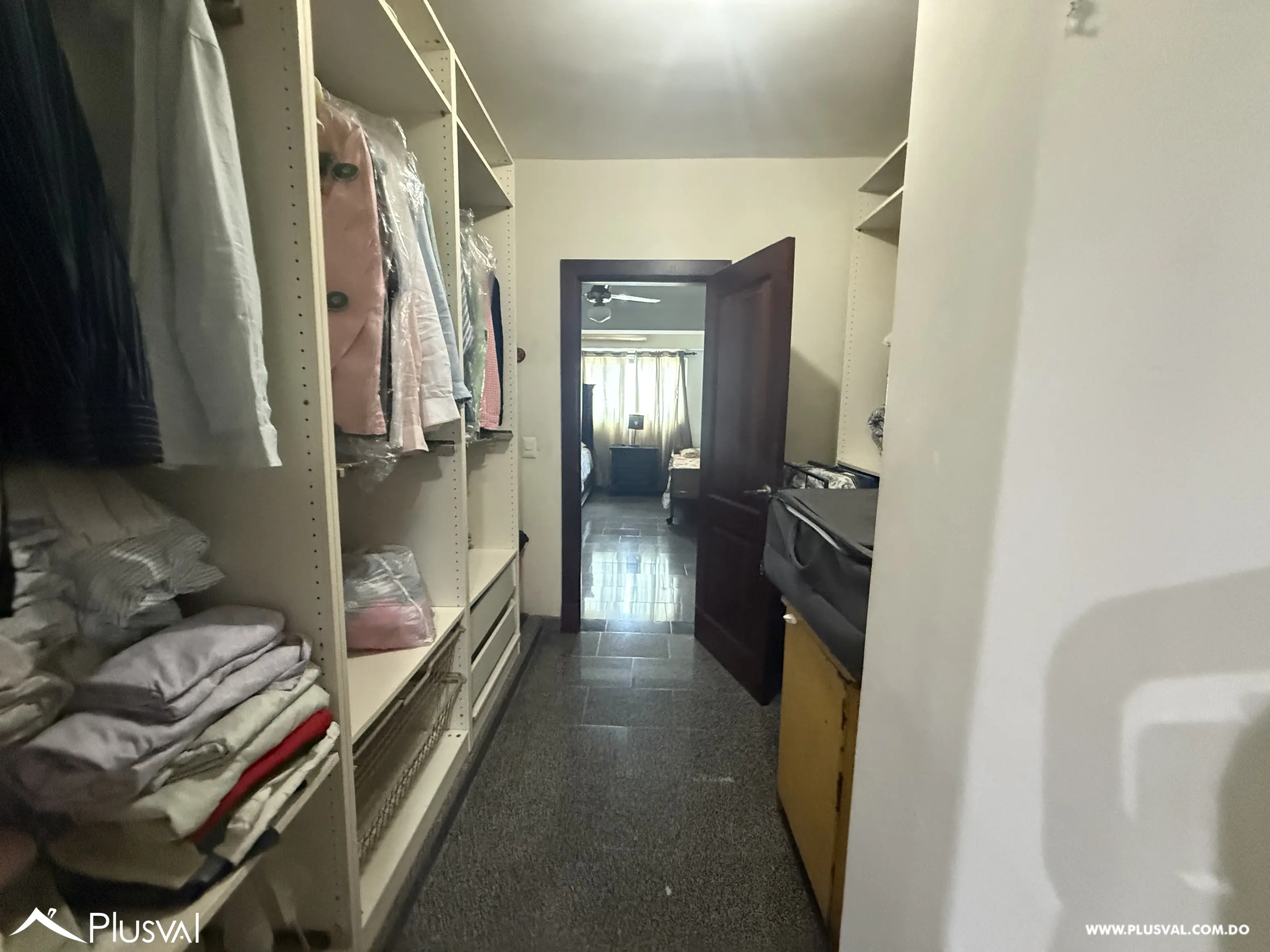 Amplio apartamento en Bella Vista 464817