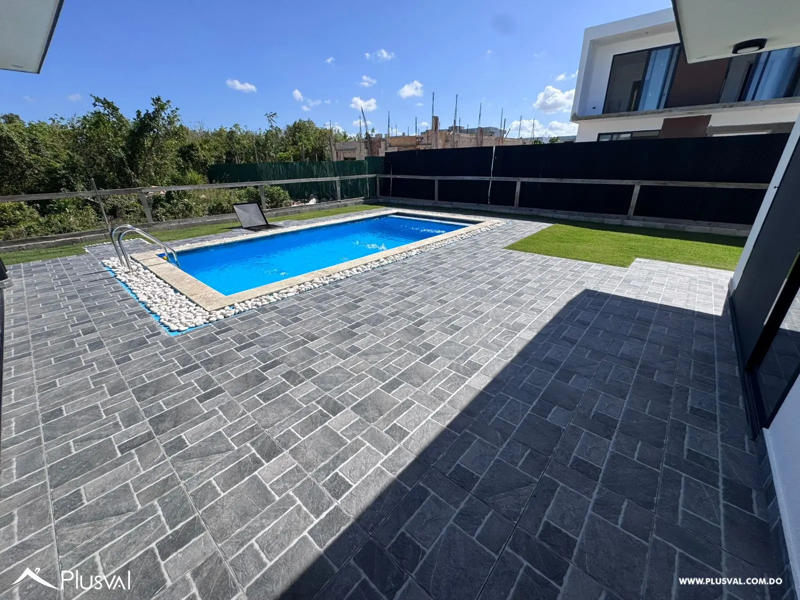 CASA 31 EN CALLE ALMENDRO, PASEO DEL SENDERO 526668