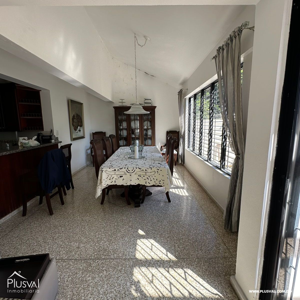 Oportunidad Única: Hermosa Casa en Urbanización Casilda 398303
