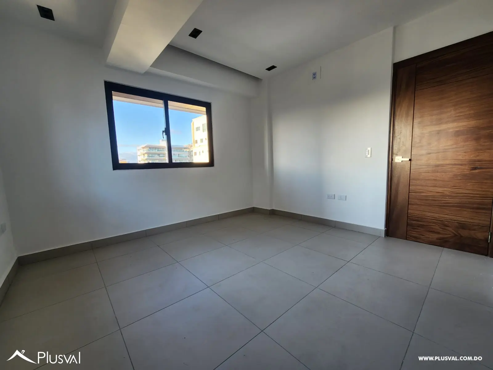 Apartamento en alquiler en Evaristo Morales 495648