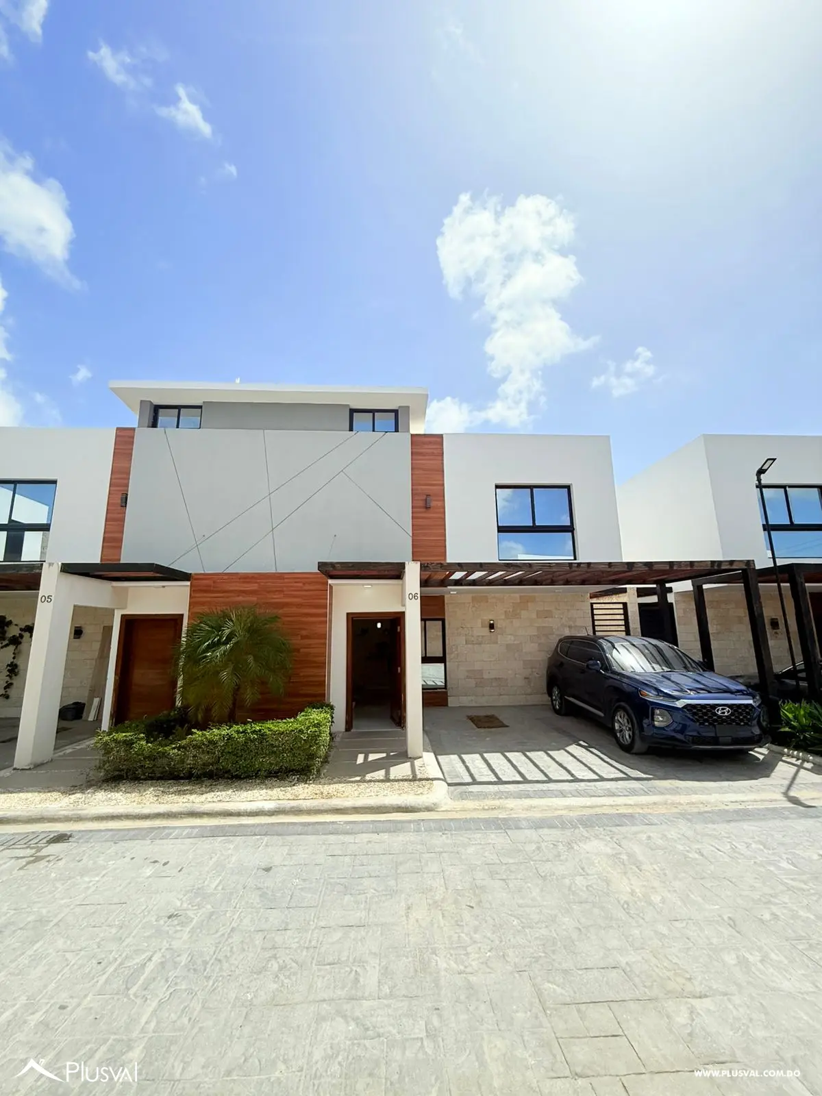 Alquiler de Villa con patio y piscina totalmente amueblado 470239