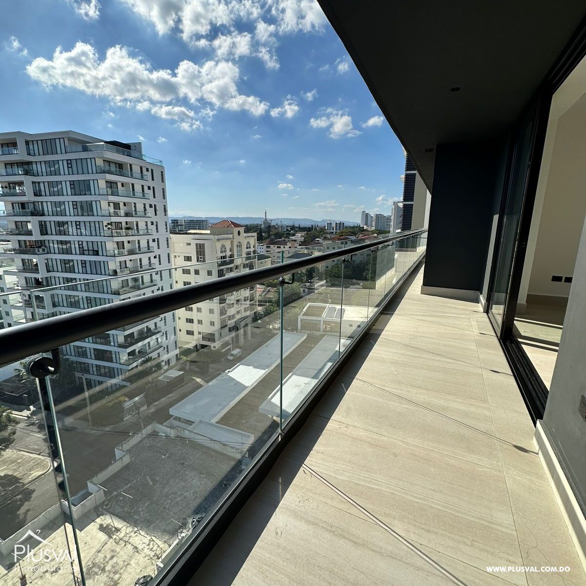 Exclusivo apartamento de 3 habitaciones  ubicado en La Esmeralda 409884