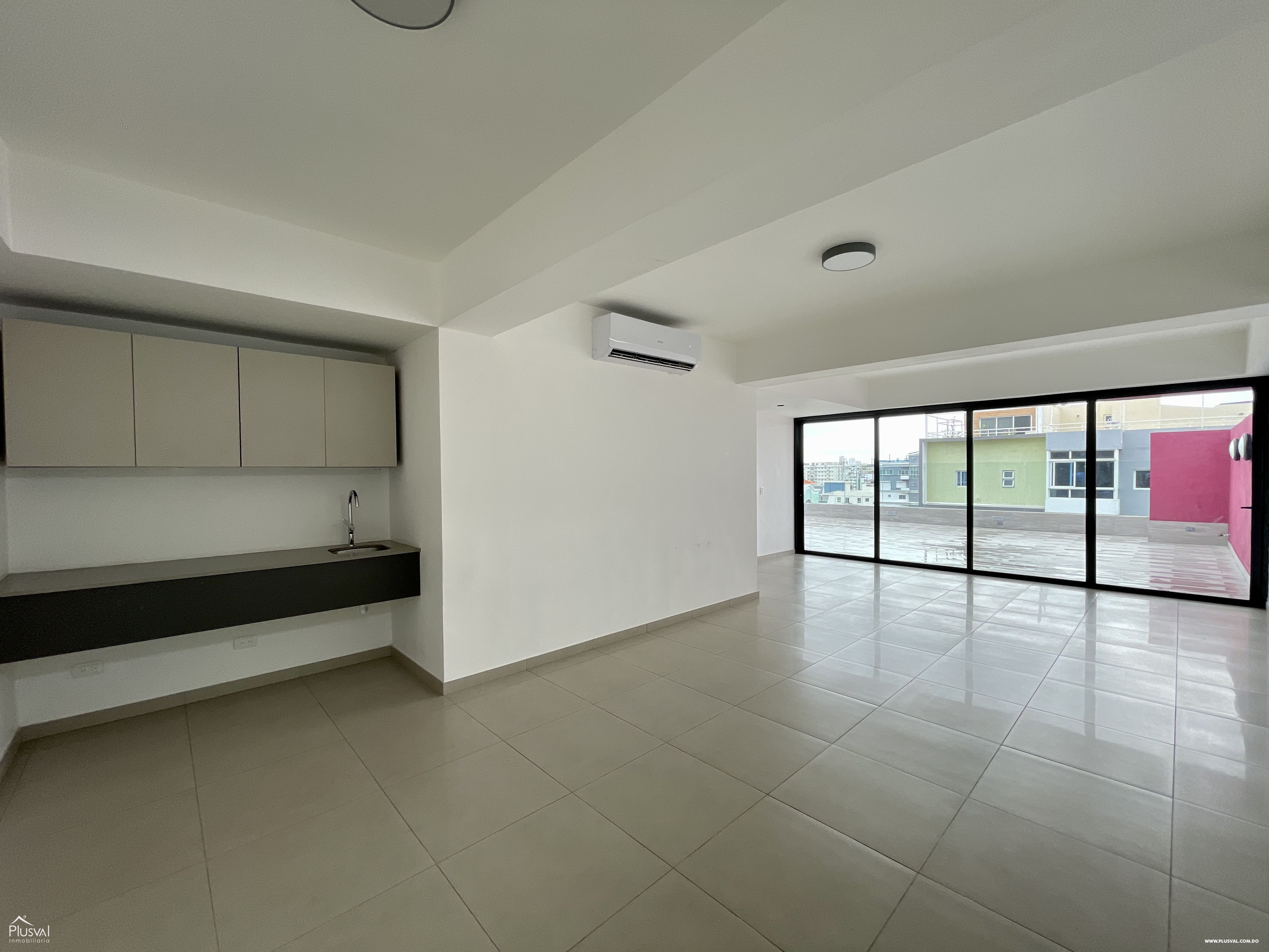 Venta Apartamento Moderno Amueblado en Evaristo Morales 248702