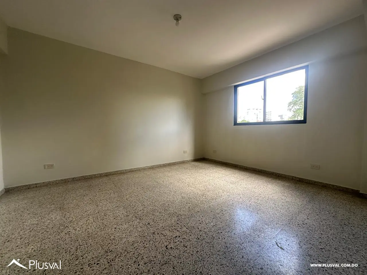 Apartamento en alquiler en Naco. 469539