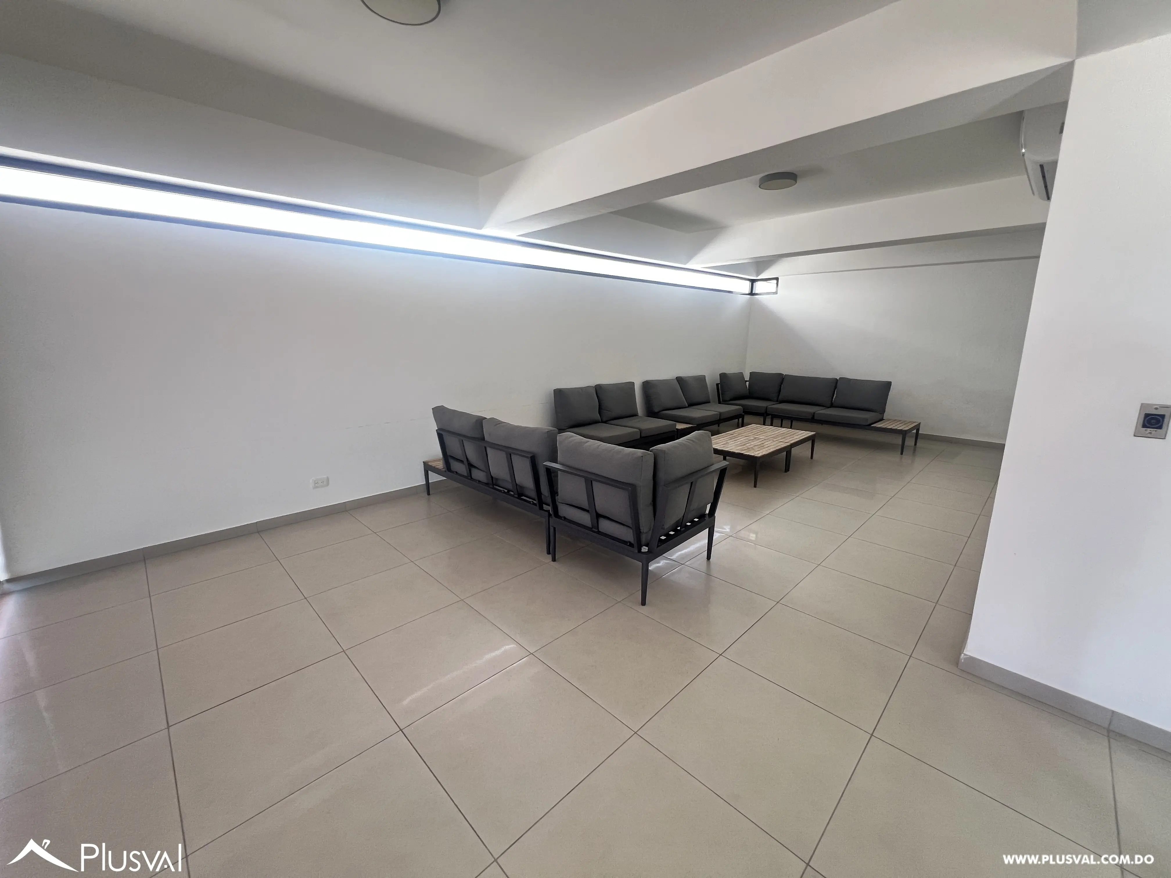 Apartamento en alquiler en Evaristo Morales. 470230