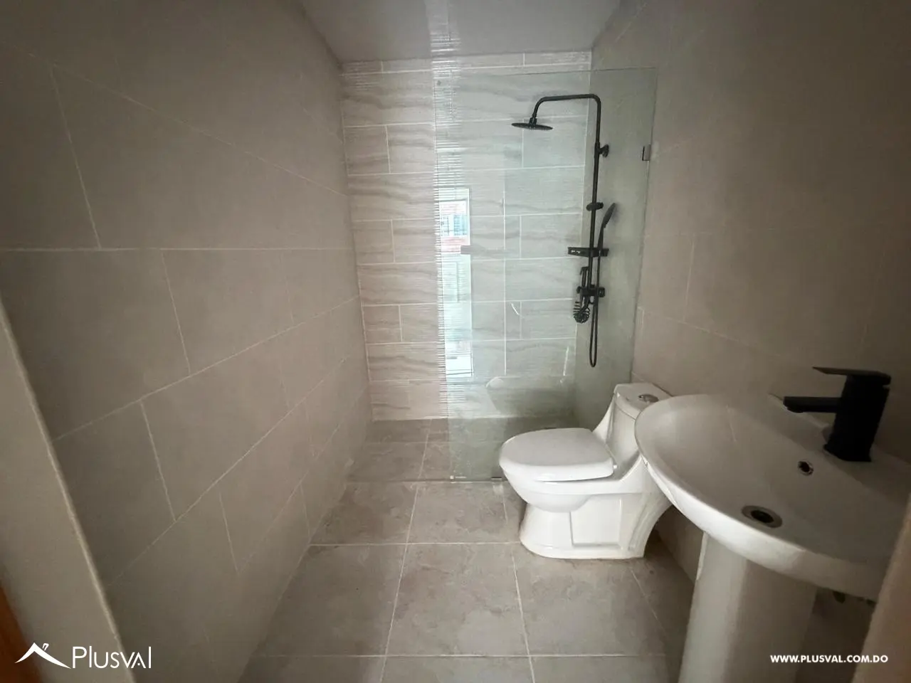 Apartamento con Terraza en venta en Altos de Arroyo Hondo III 517216