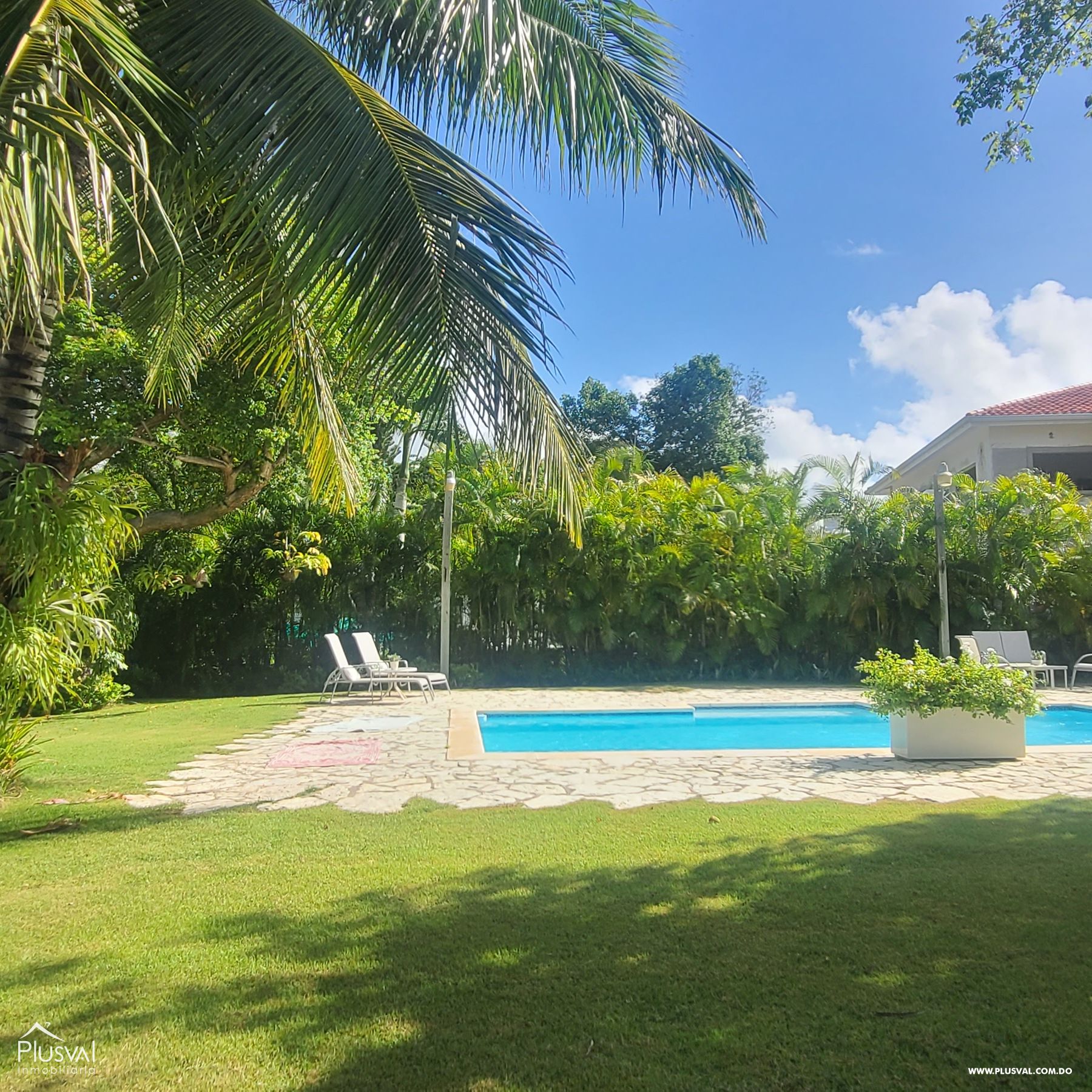 Villa en Alquiler AMUEBLADA, en Metro Country Club 219520