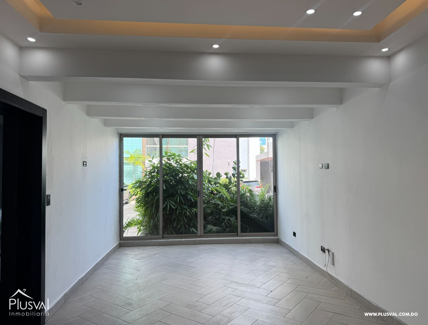 Disponible Primer piso con Patio 504749