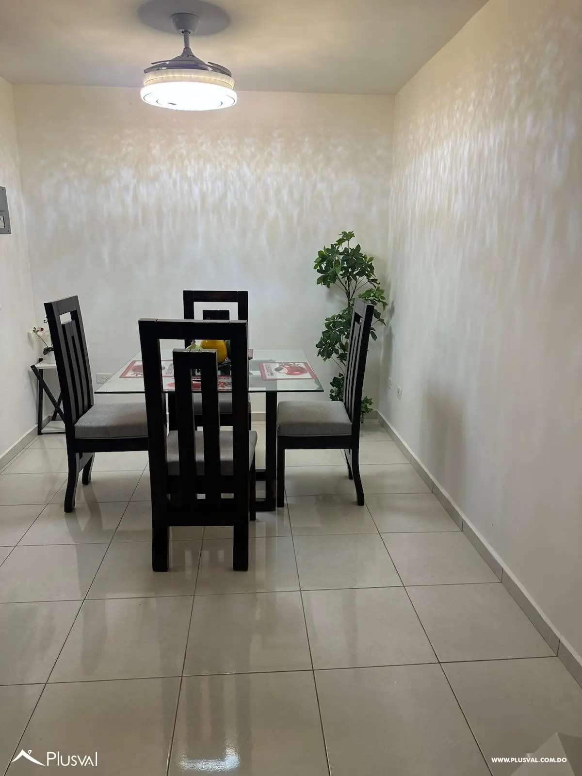 Apartamento en La Romana de 3 habitaciones 497825