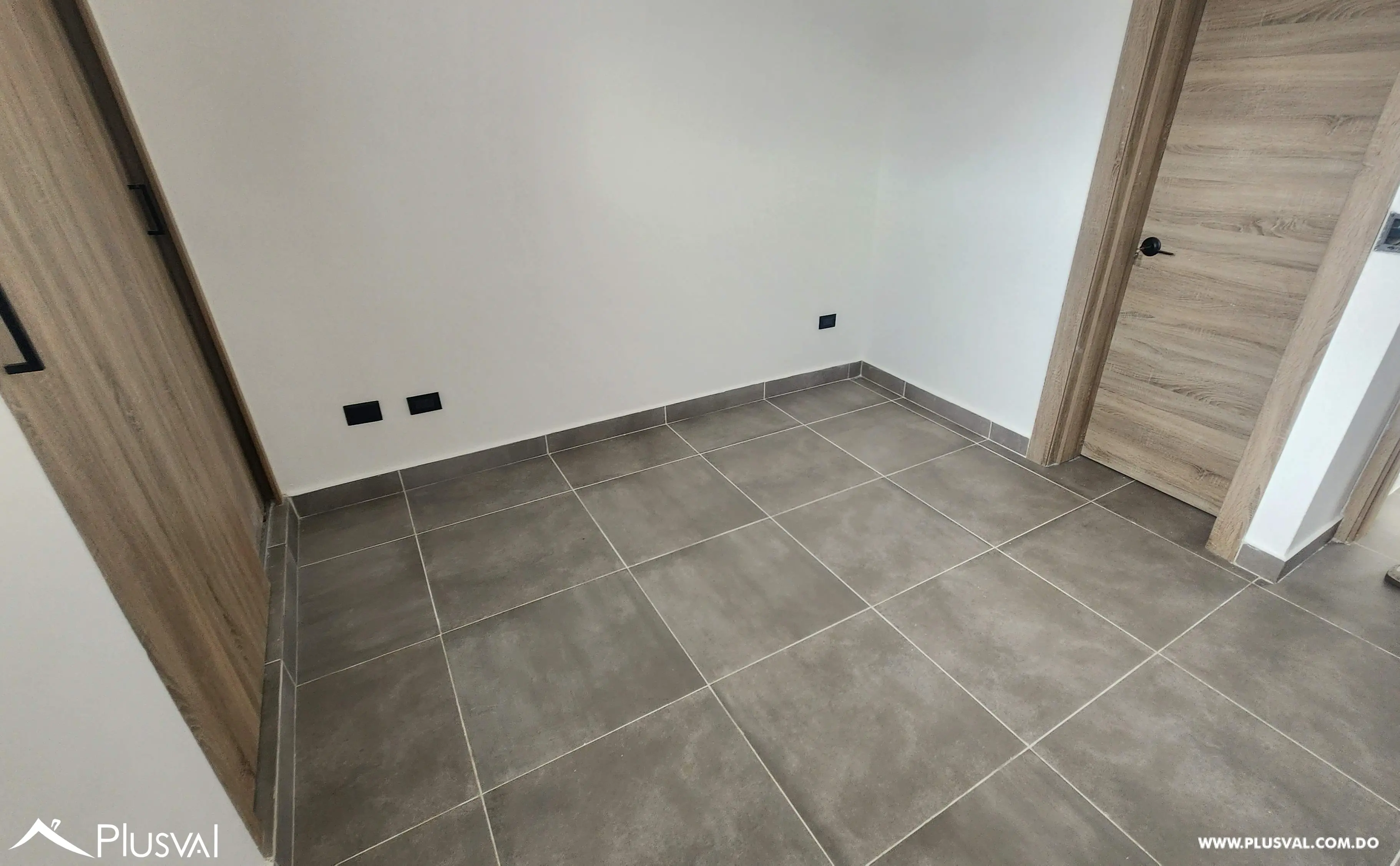 Se alquila apartamento nuevo el Millón. 469990