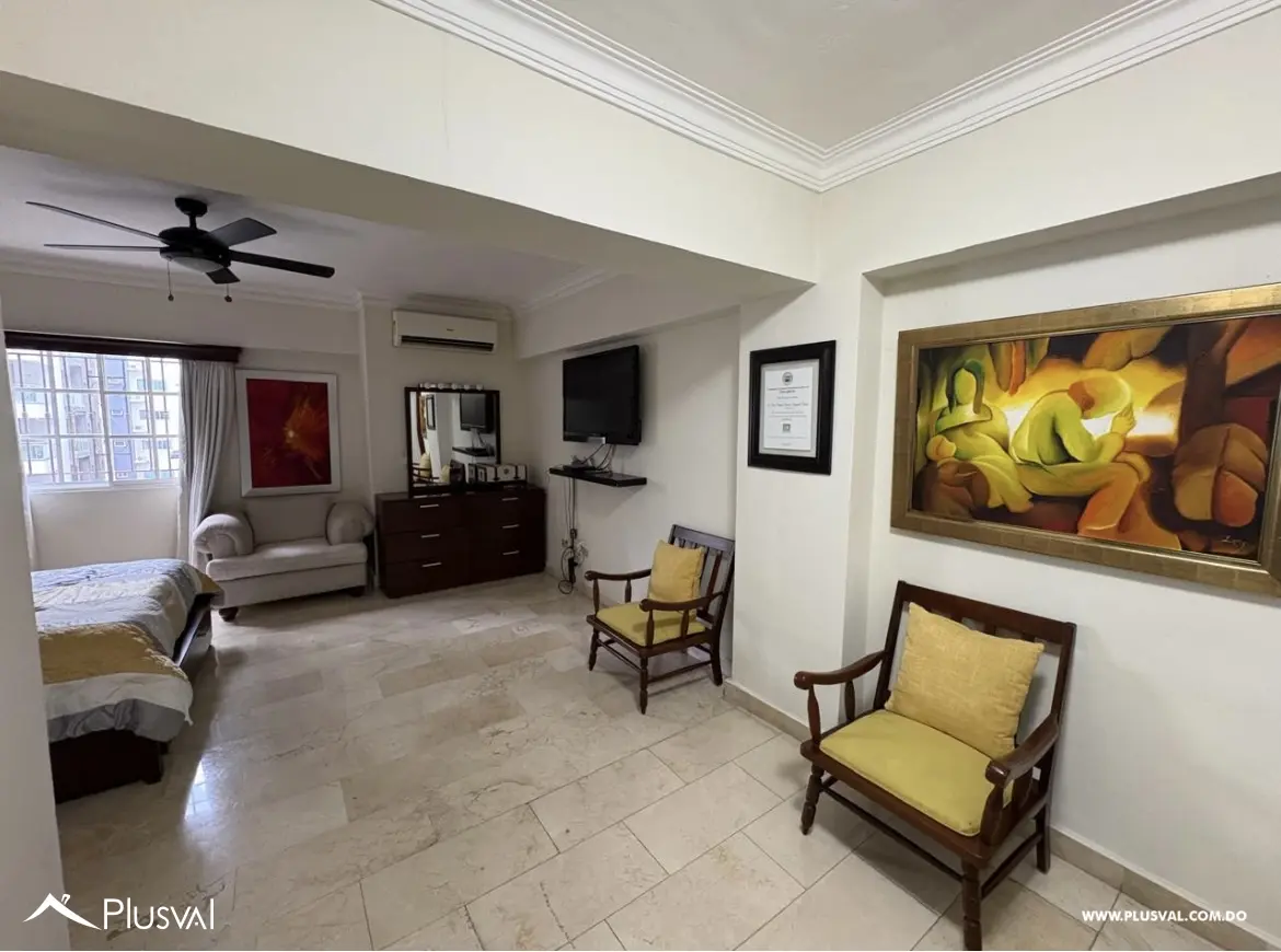 Amplio y hermoso apartamento en Naco 488174