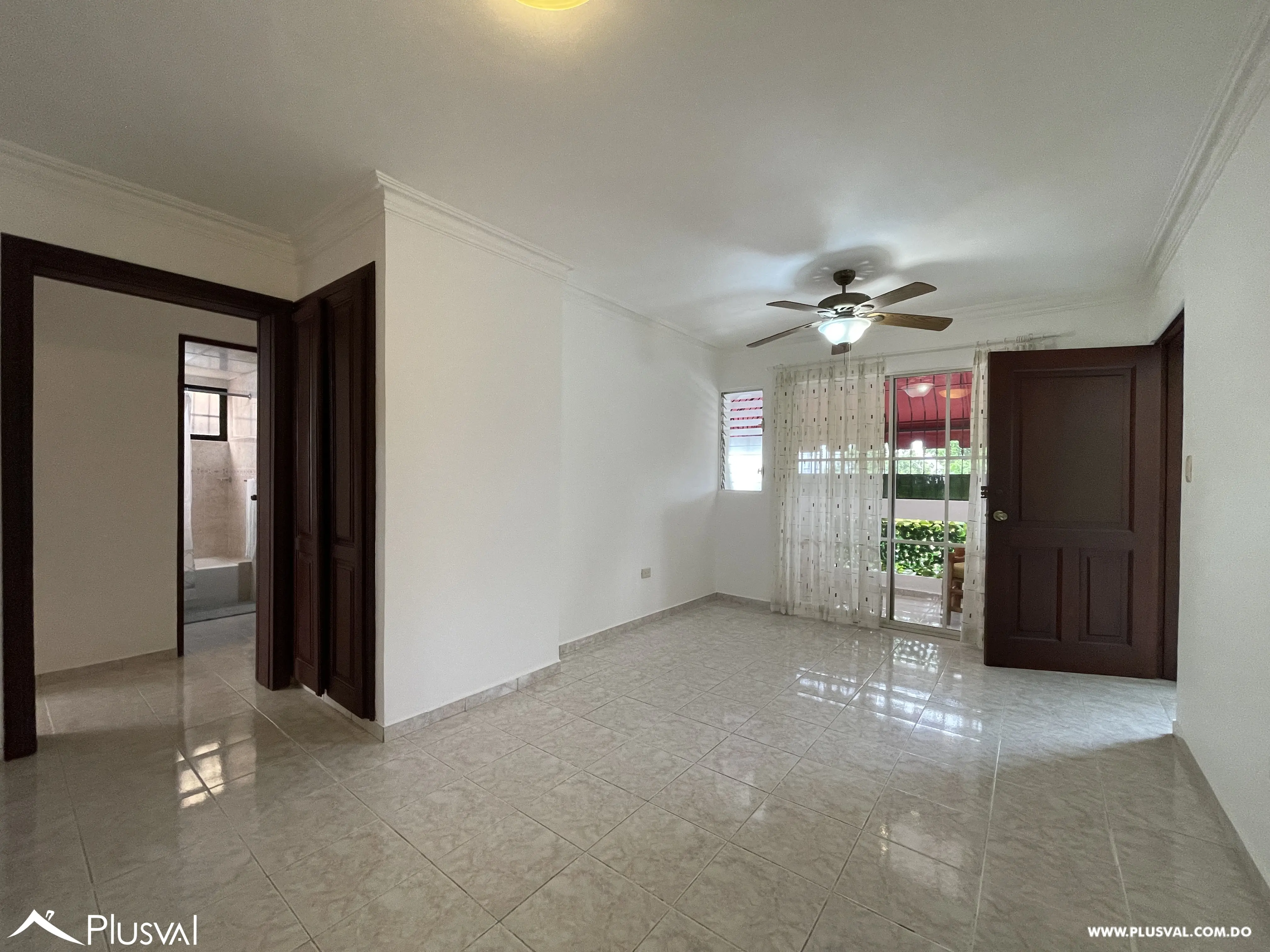 Venta Apartamento Económico de 2 Habitaciones en La Castellana 500375