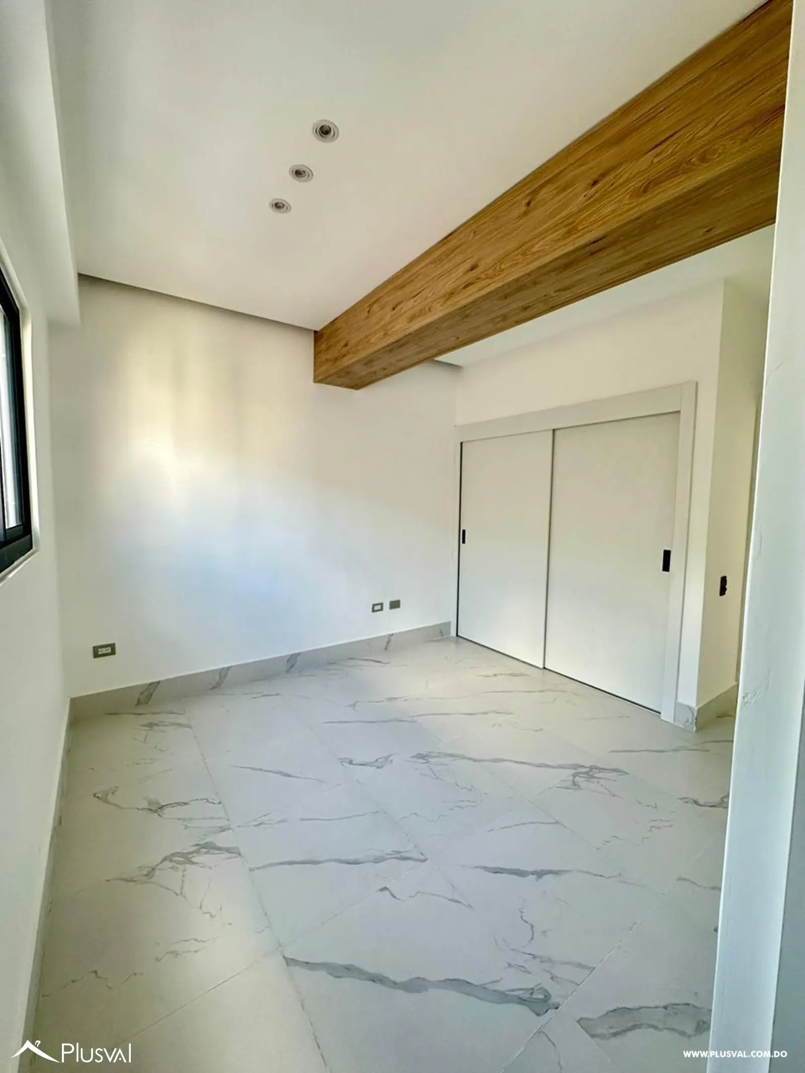 Apartamento en alquiler en Evaristo Morales 520231