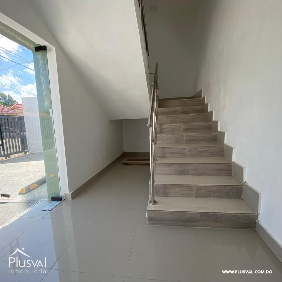 Apartamento con vista a la montaña, con acceso a diferentes rutas de transporte. 370905