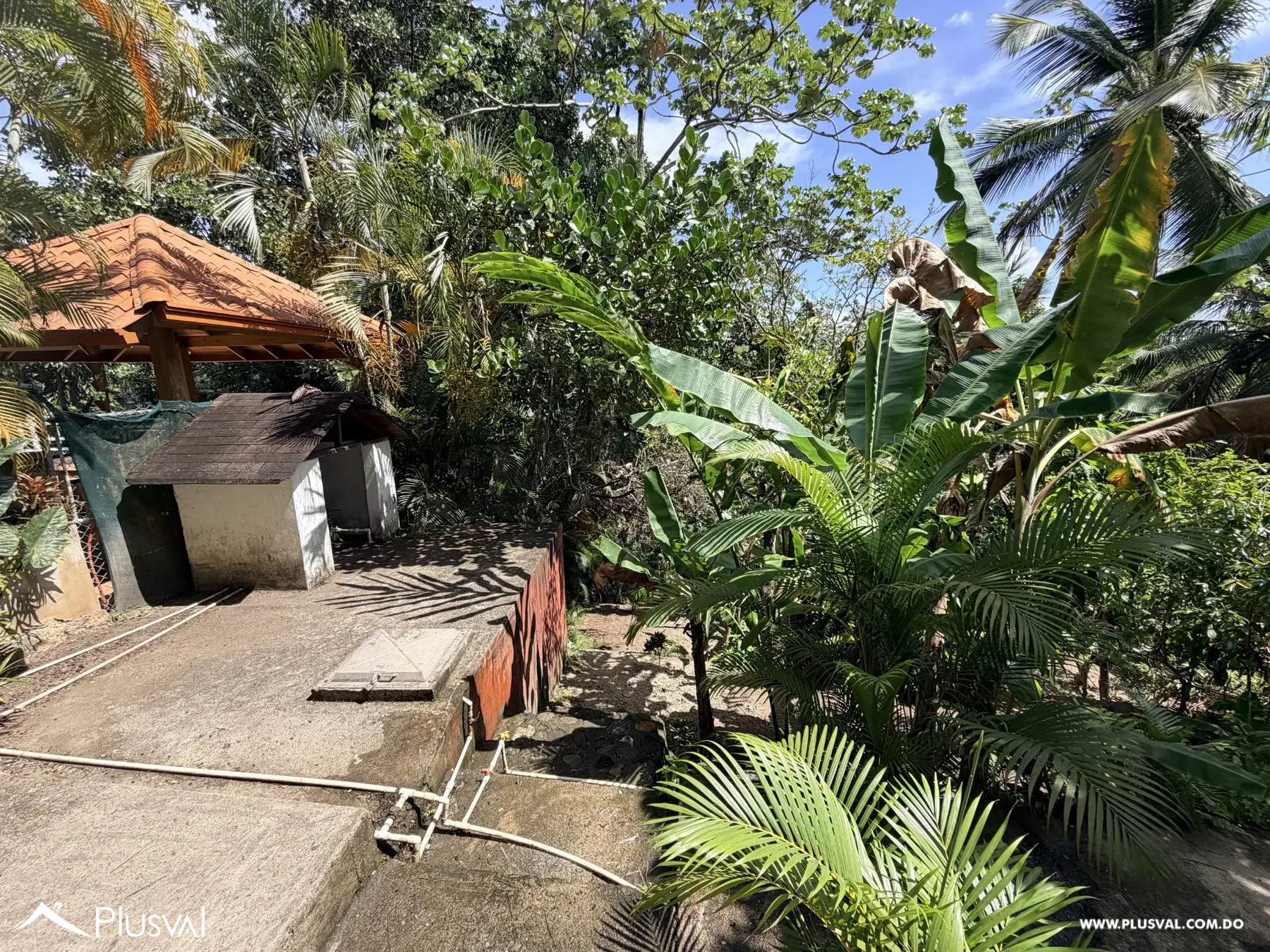 Villa de 3 Niveles con Jacuzzi en Villas Alpes, Jarabacoa 531169