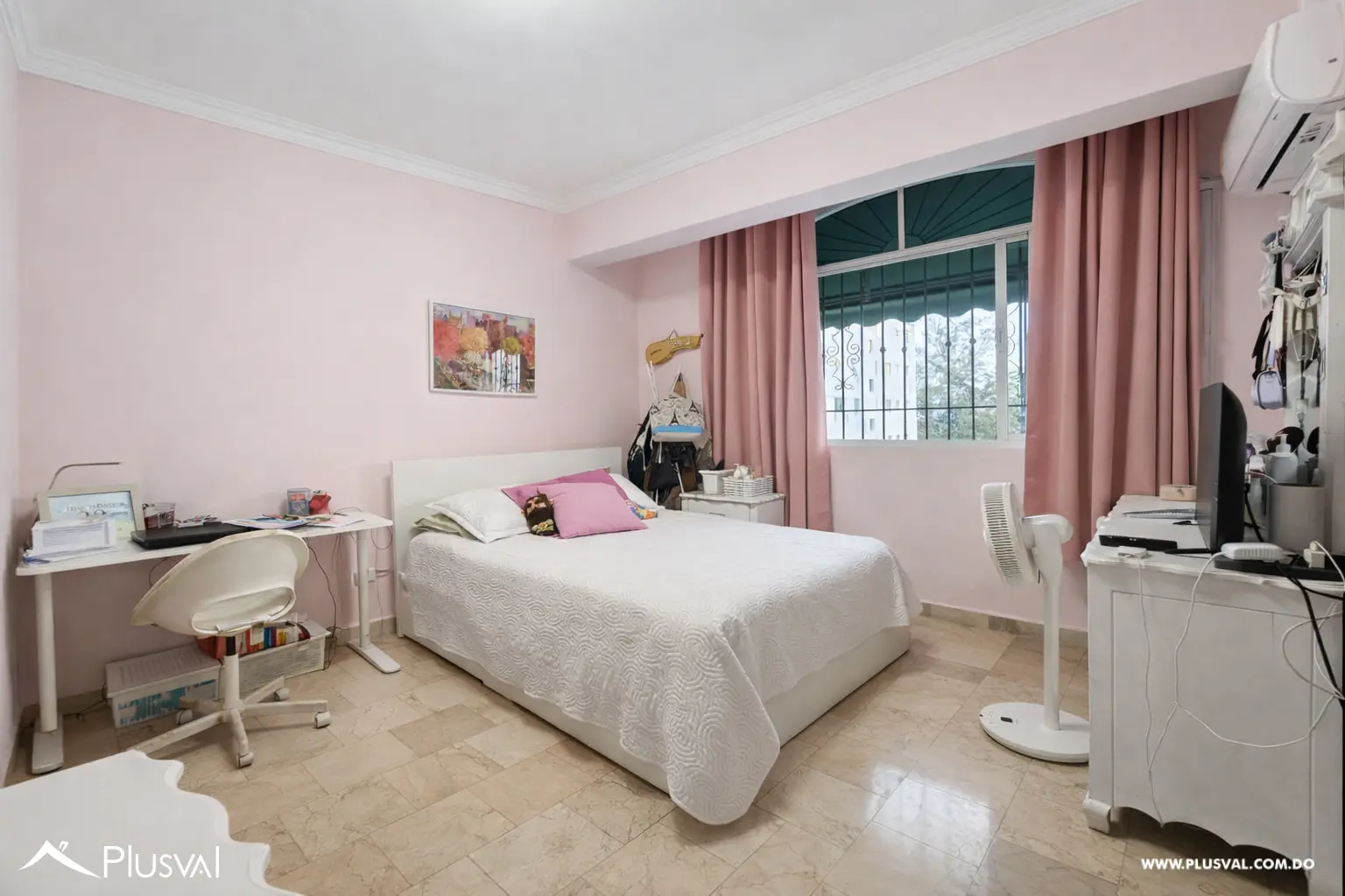 Penthouse Clásico en Renacimiento – Doble Terraza y Jacuzzi Privado 516111