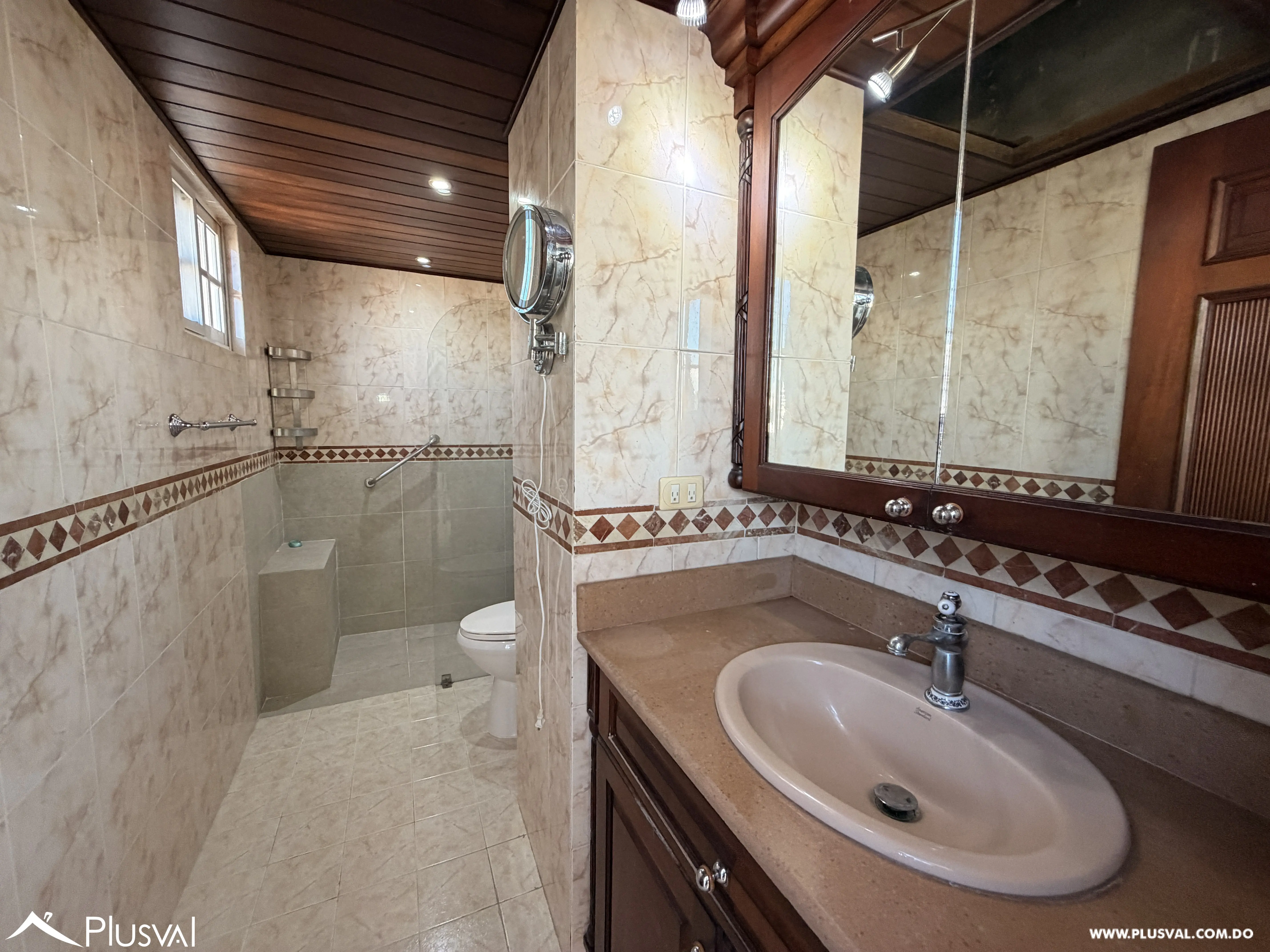 Apartamento penthouse de 3 niveles en La Esperilla en venta 490075