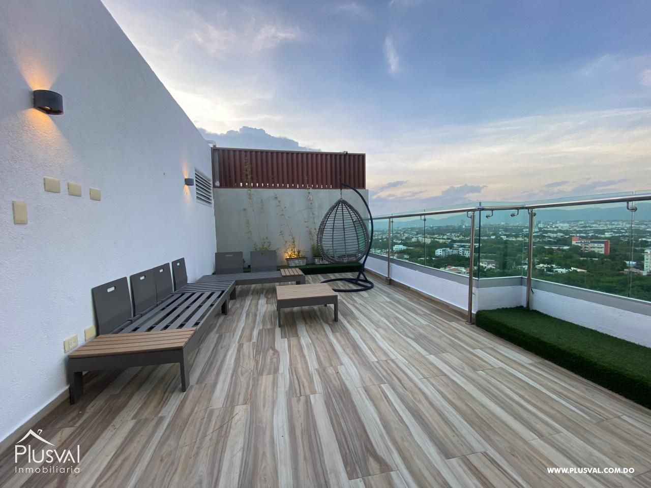 Apartamento en Venta Ubicado en la Urb.Thomen con Impresionante Vista a la Cuidad 467804