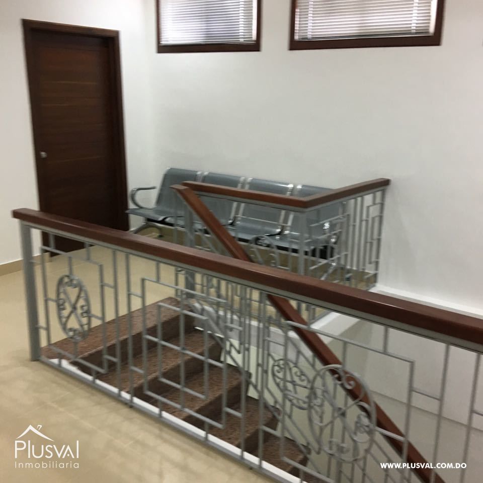 Edificio de 2 niveles en Gazcue 269890