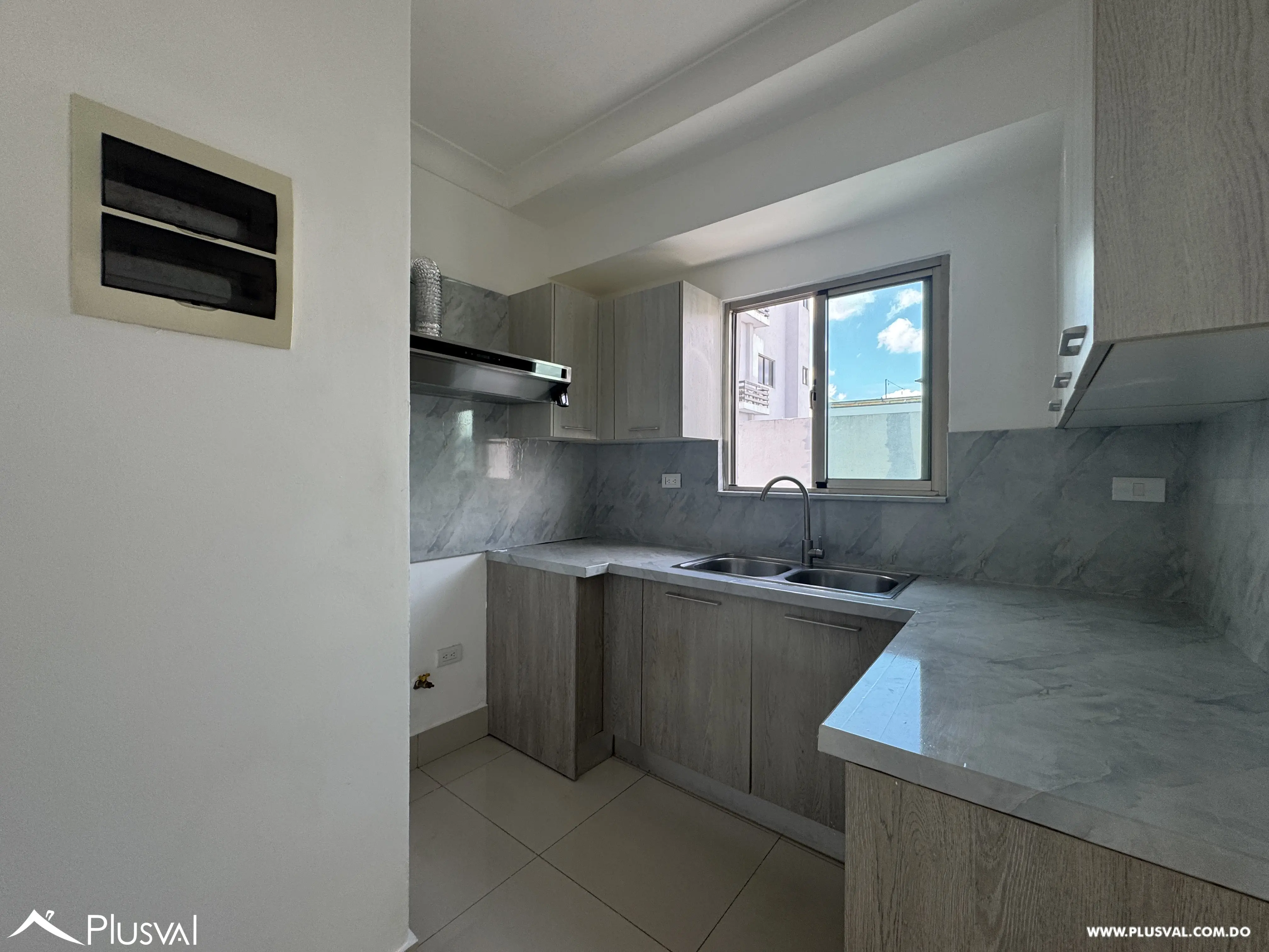 Apartamento en alquiler en El Millón – 2 habitaciones, 2.5 baños y área social completa 473652