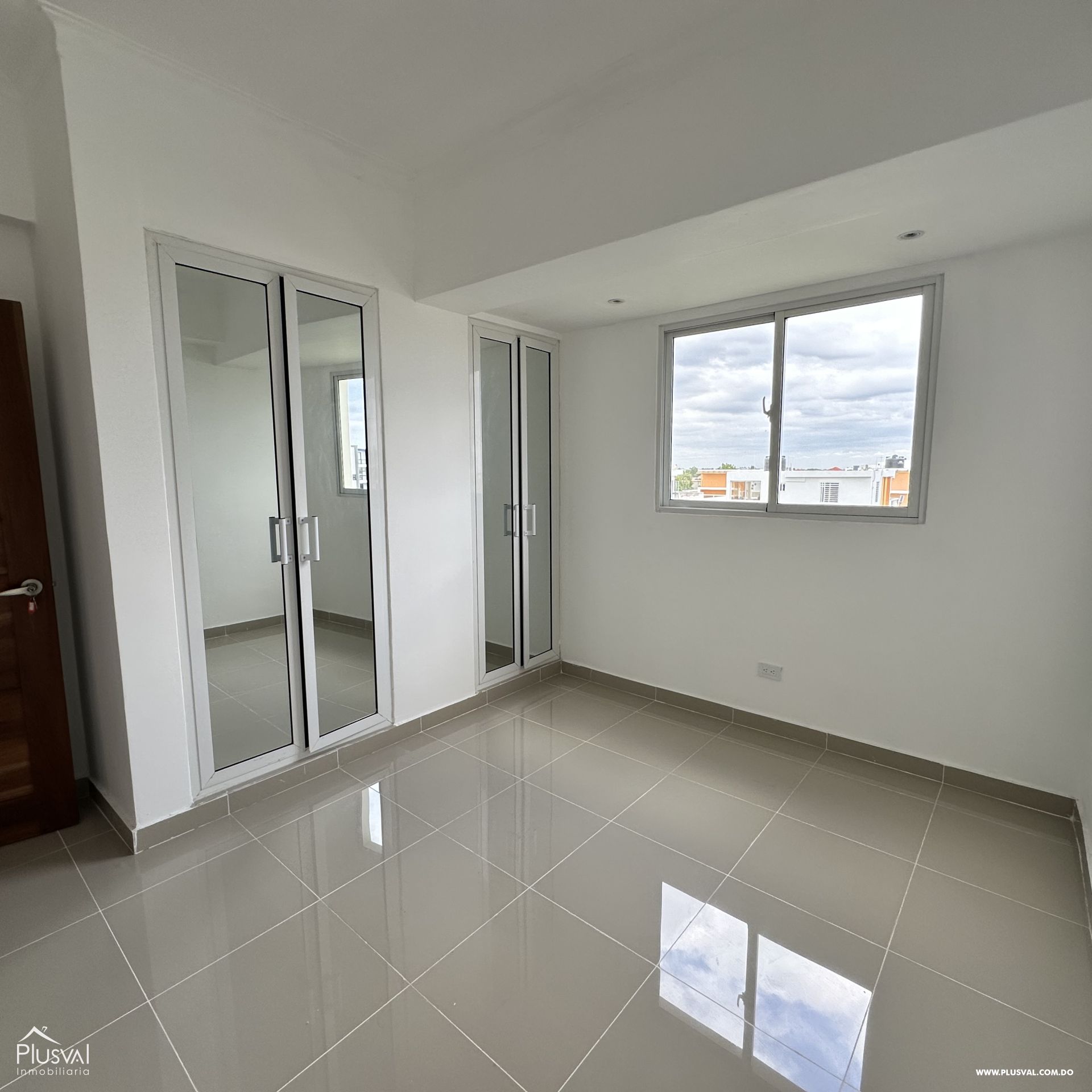 Pent-house listo para mudarte en Prado Oriental 348176